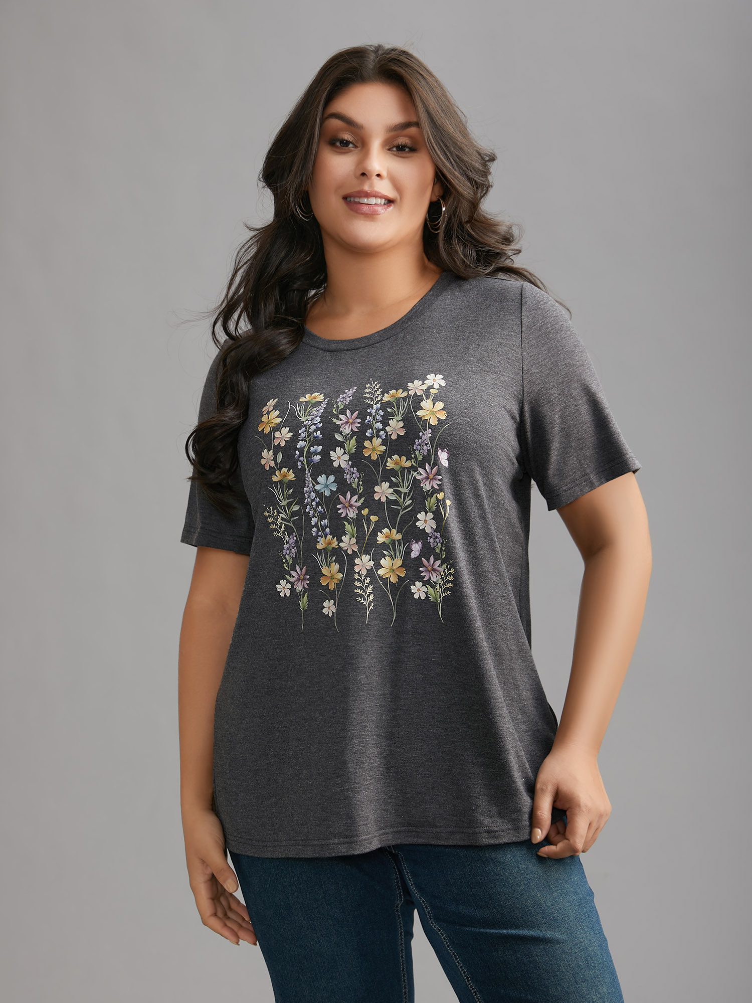 

Plus Size Floral Crew Neck Stretchy T-Shirt DimGray Women Casual Non Natural Flowers Round Neck Everyday T-shirts BloomChic