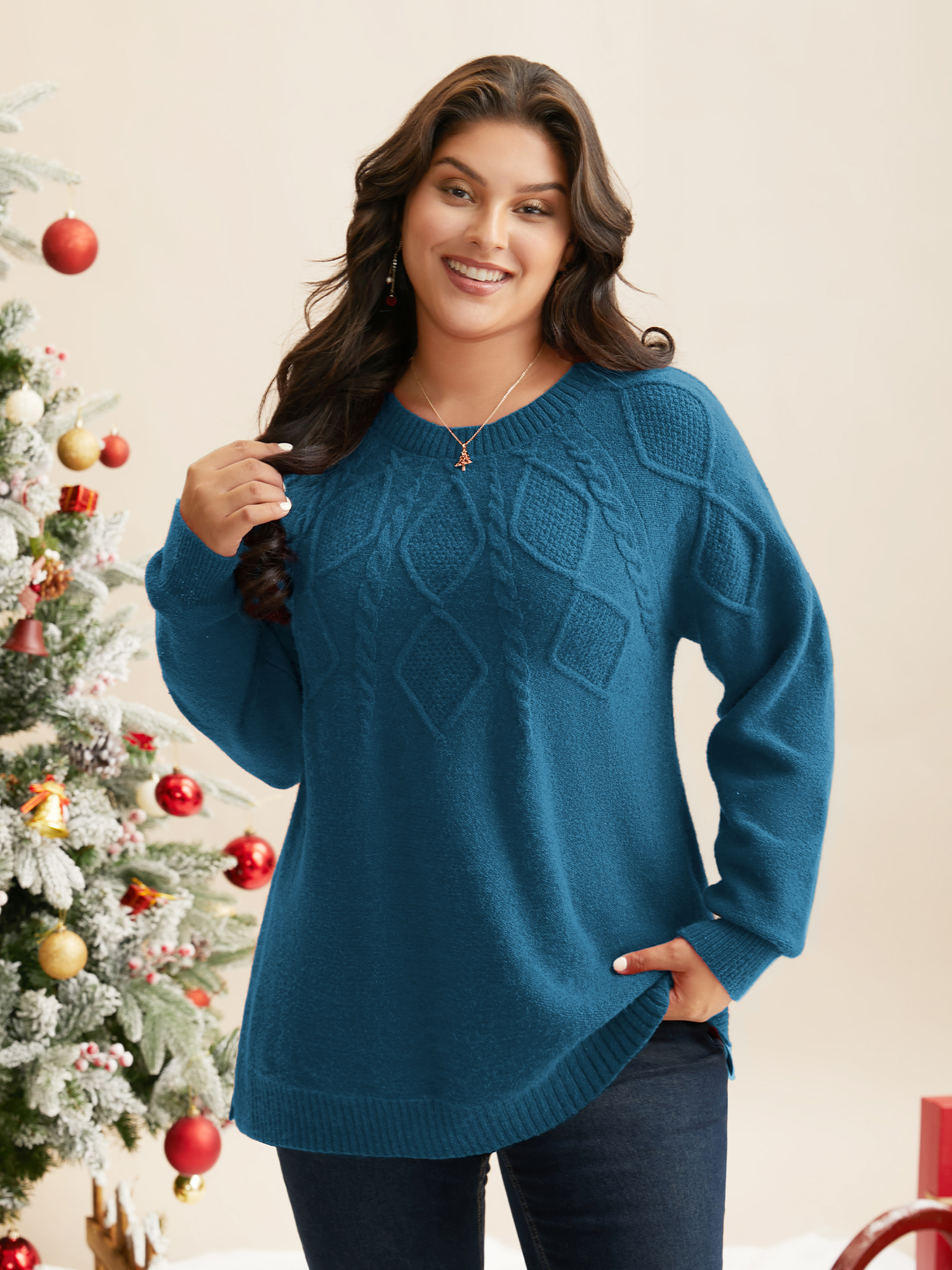 

Plus Size Cable Knit Bodice Crew-Neck Pullover Cerulean Women Casual Loose Long Sleeve Round Neck Everyday Pullovers BloomChic