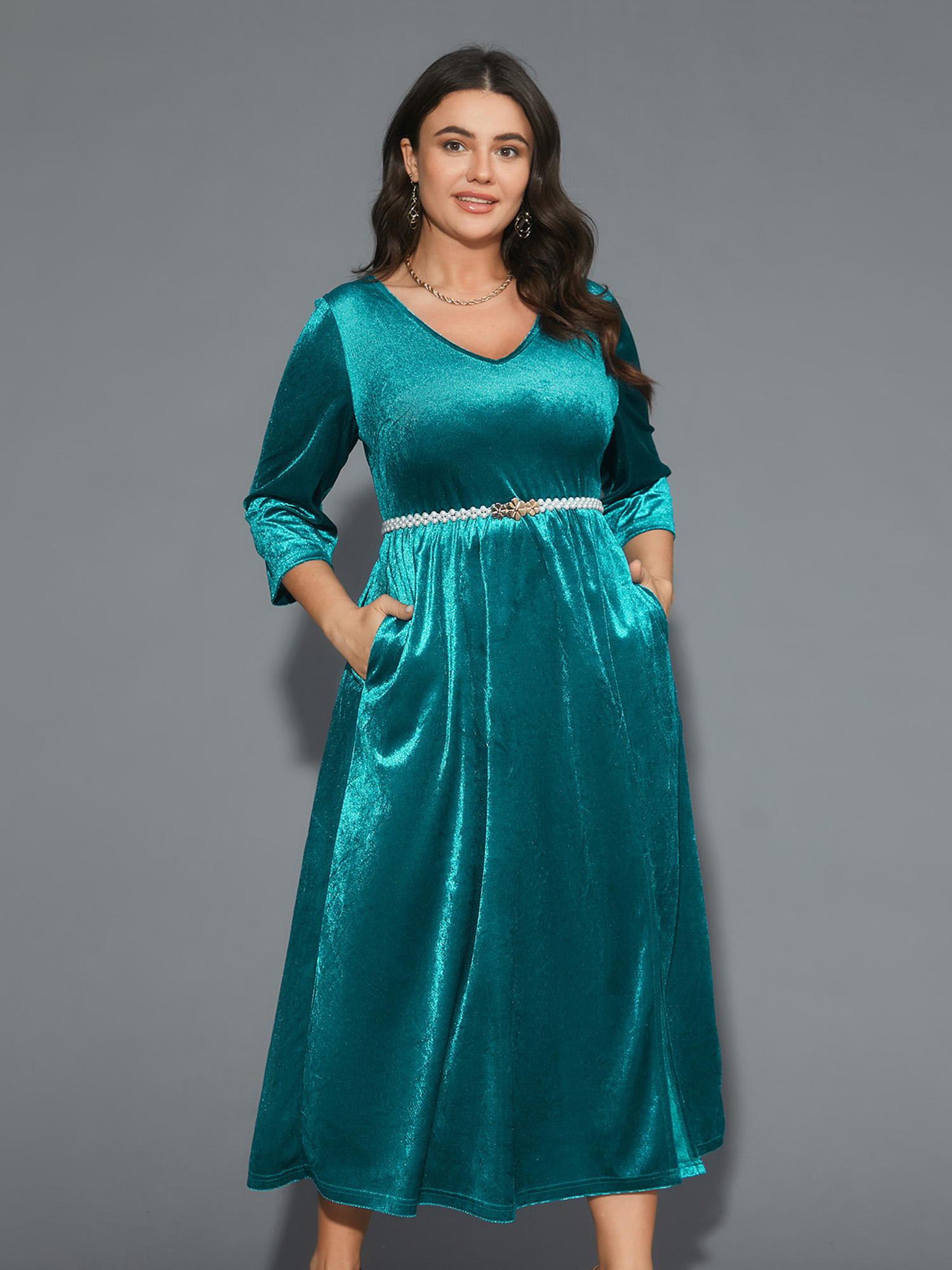 Side view of BloomChic Women's Plus Size Velvet V-Neck Side Slit Maxi Dress Aegean Party Maxi Texture 28/5X