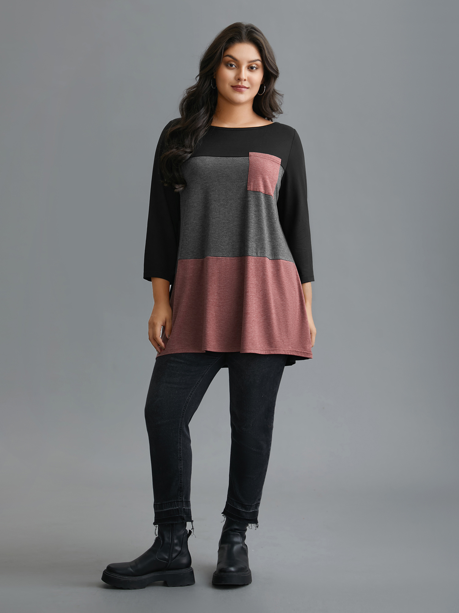 Plus Size Color Block Chest Pocket Round Neck T-Shirt Multicolor Women Casual Contrast Boat Neck Loose Everyday T-shirts BloomChic 26/4X 