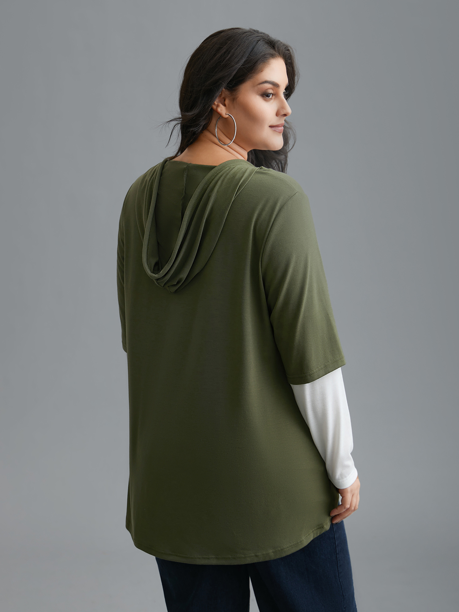 

Plus Size Color Contrast Combined Hoodie Shirt ArmyGreen Women Casual Contrast Hooded Loose Everyday T-shirts BloomChic