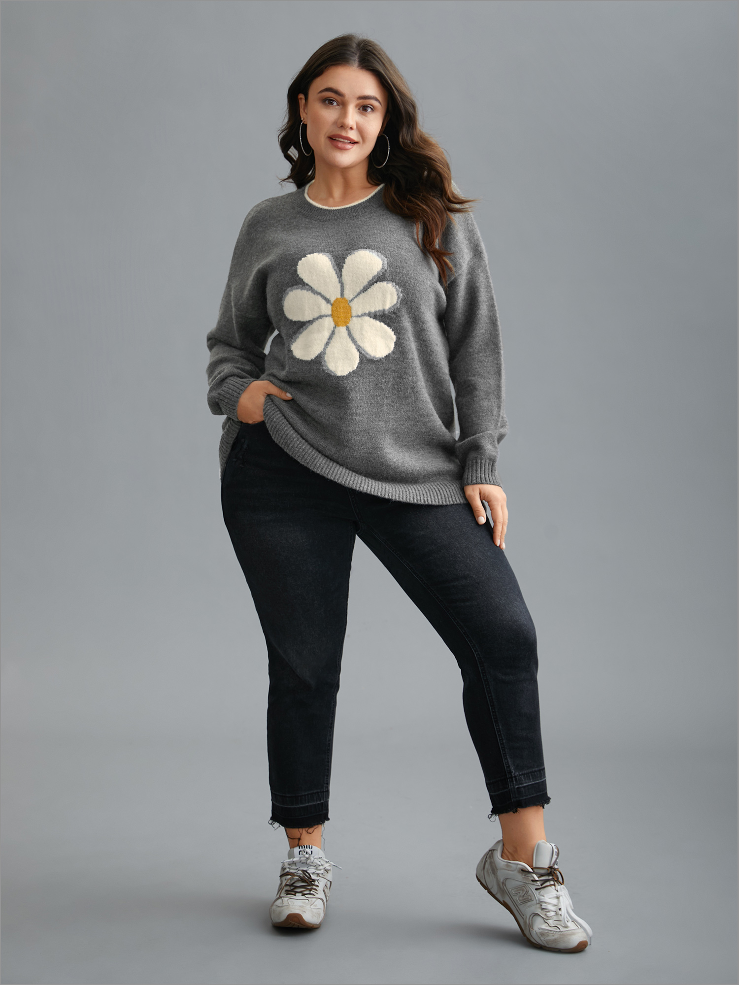 

Plus Size Floral Textured Crew Neck Pullover DarkGray Women Casual Loose Long Sleeve Round Neck Everyday Pullovers BloomChic