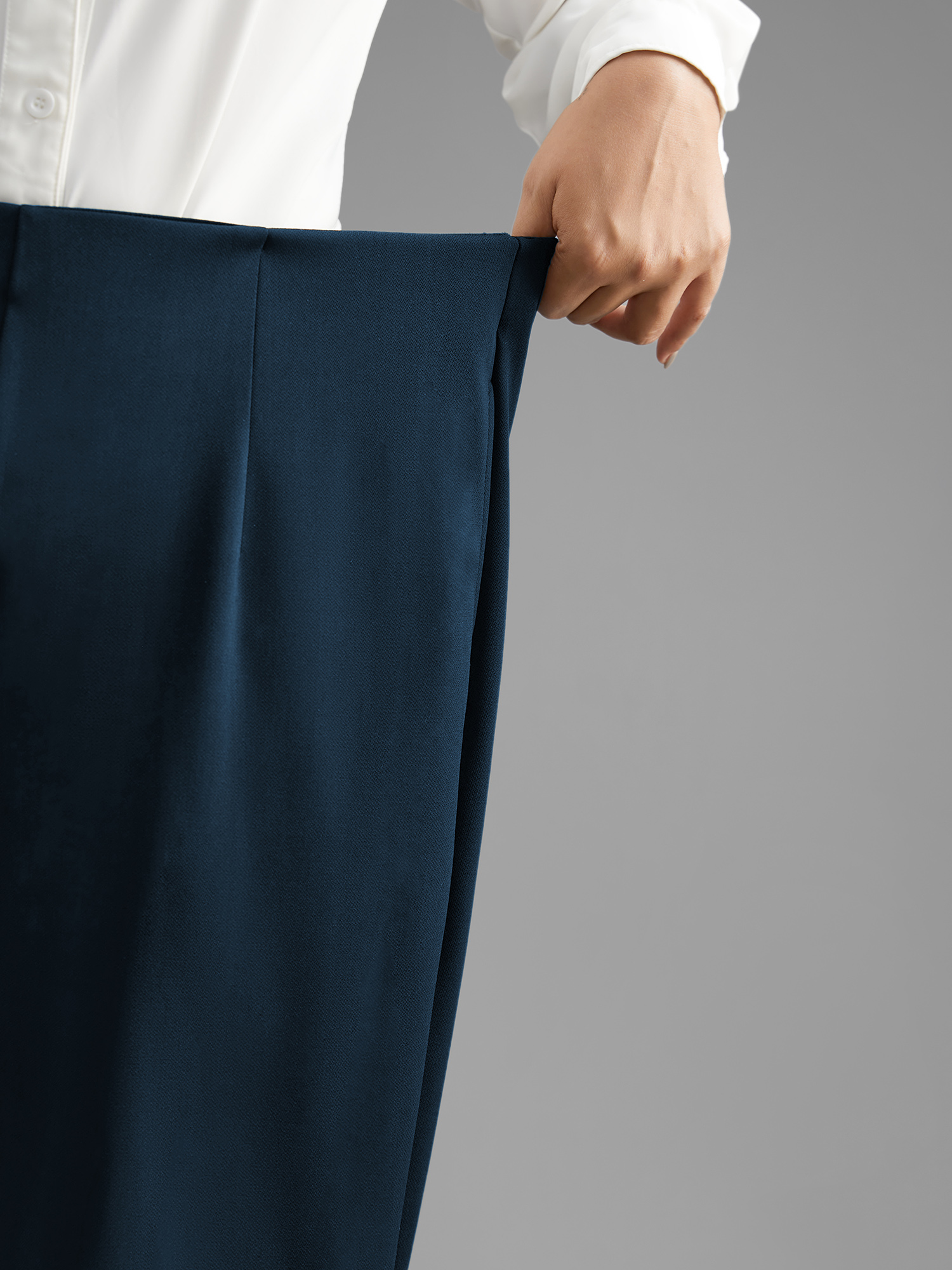 Plus Size Solid Elastic Waist Pleated Wide Leg Pants Women Aegean At the Office Wide Leg Mid Rise Work Pants BloomChic 14-16/1X 