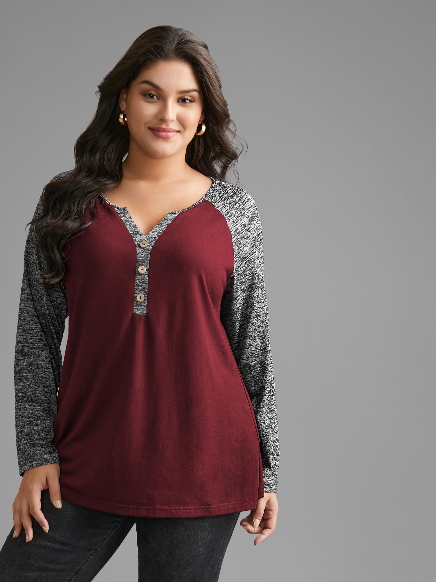 

Plus Size Heather Patchwork Button Detail Stretchy T-shirt Burgundy Women Casual Contrast Flat collar with V-notch Everyday T-shirts BloomChic