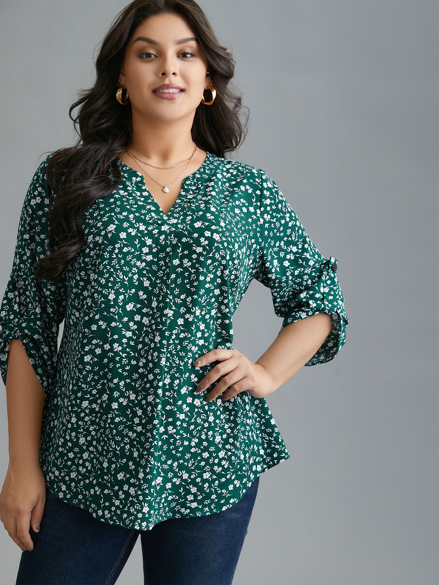 

Plus Size DarkGreen Ditsy Floral Button Cuff Sleeve Pleated Blouse Women Elegant Long Sleeve Flat collar with V-notch Everyday Blouses BloomChic