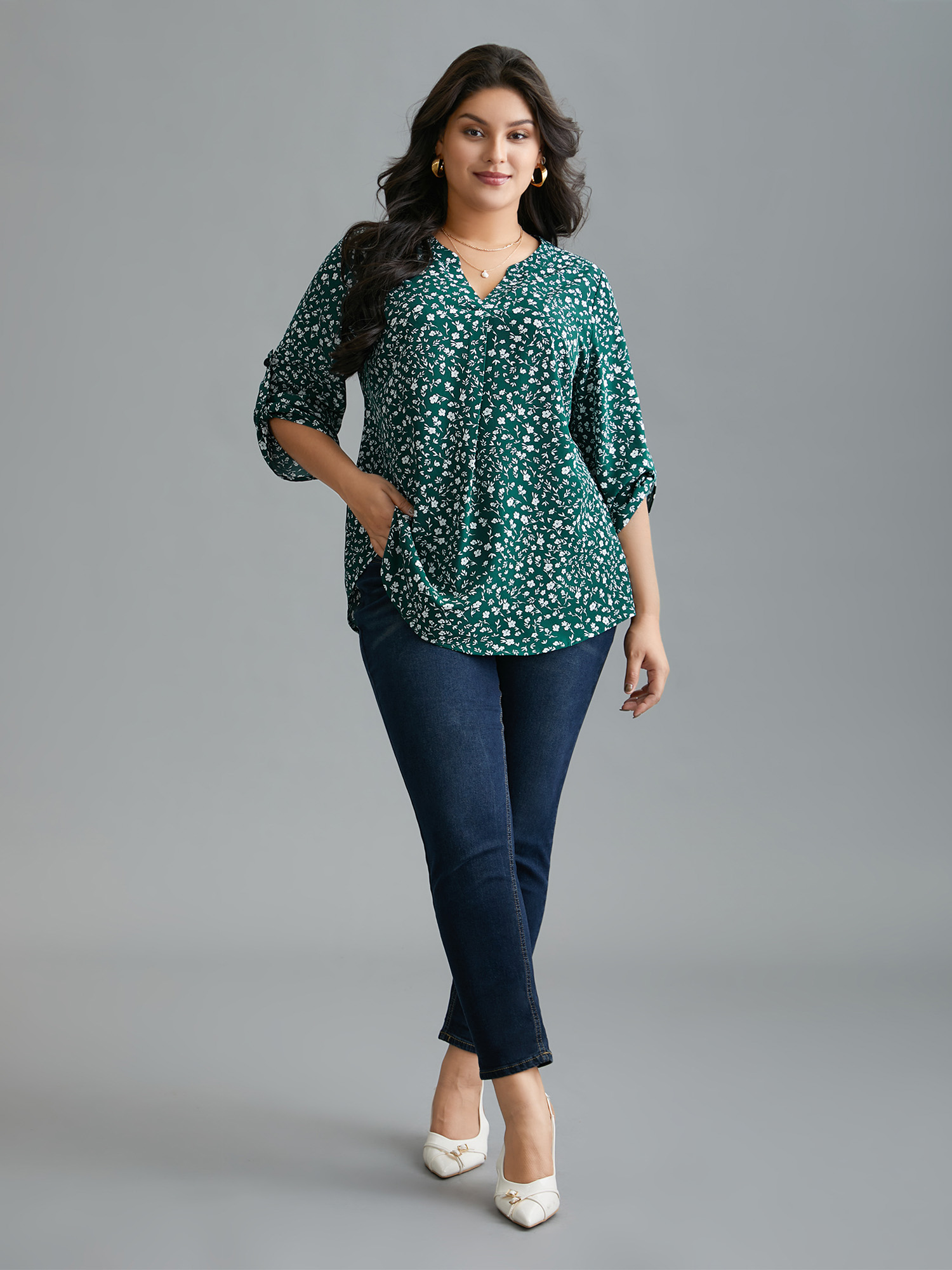 

Plus Size DarkGreen Ditsy Floral Button Cuff Sleeve Pleated Blouse Women Elegant Long Sleeve Flat collar with V-notch Everyday Blouses BloomChic