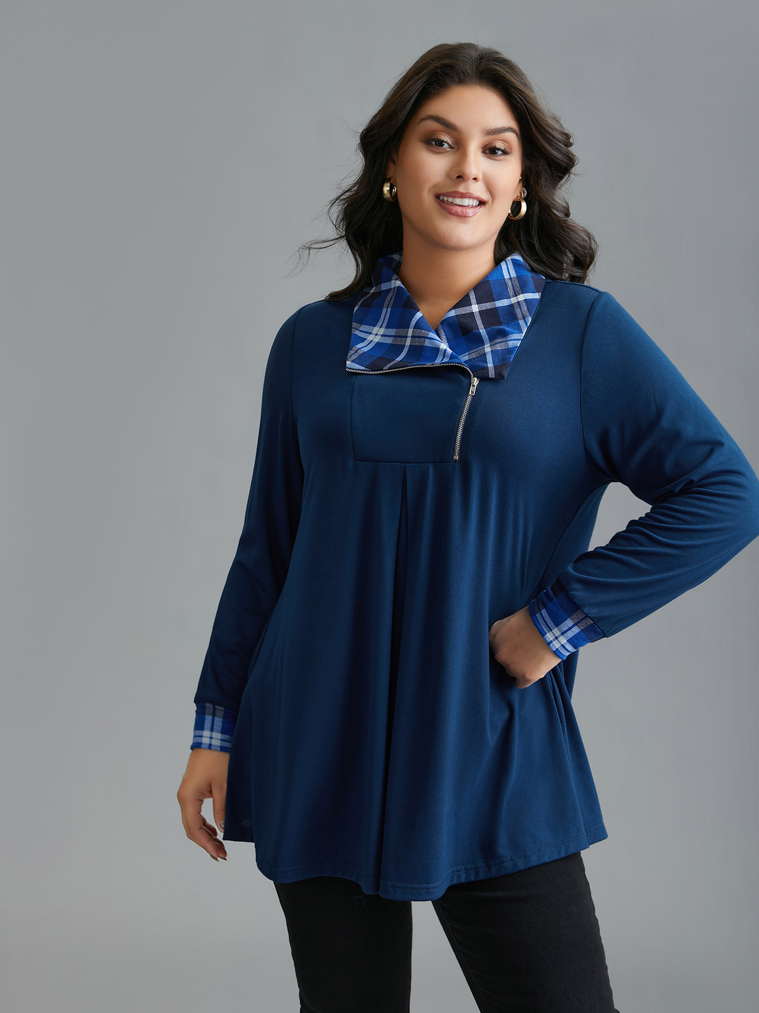 

Plus Size Contrasting Color Half Zipper Knit Top Navy Asymmetrical Neck Extra Long Sleeve Casual Jersey Tops