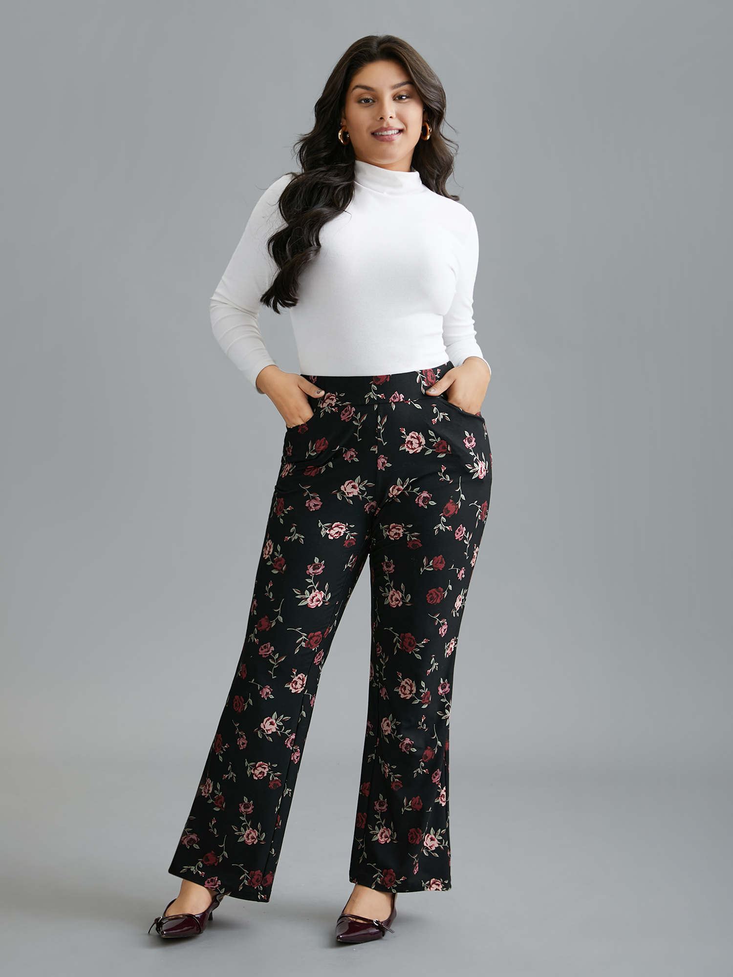 Plus Size Floral Mid-Rise Bootcut Pants Women BlackFlower Elegant High stretch Bootcut Mid Rise Everyday Leggings BloomChic 26/4X 