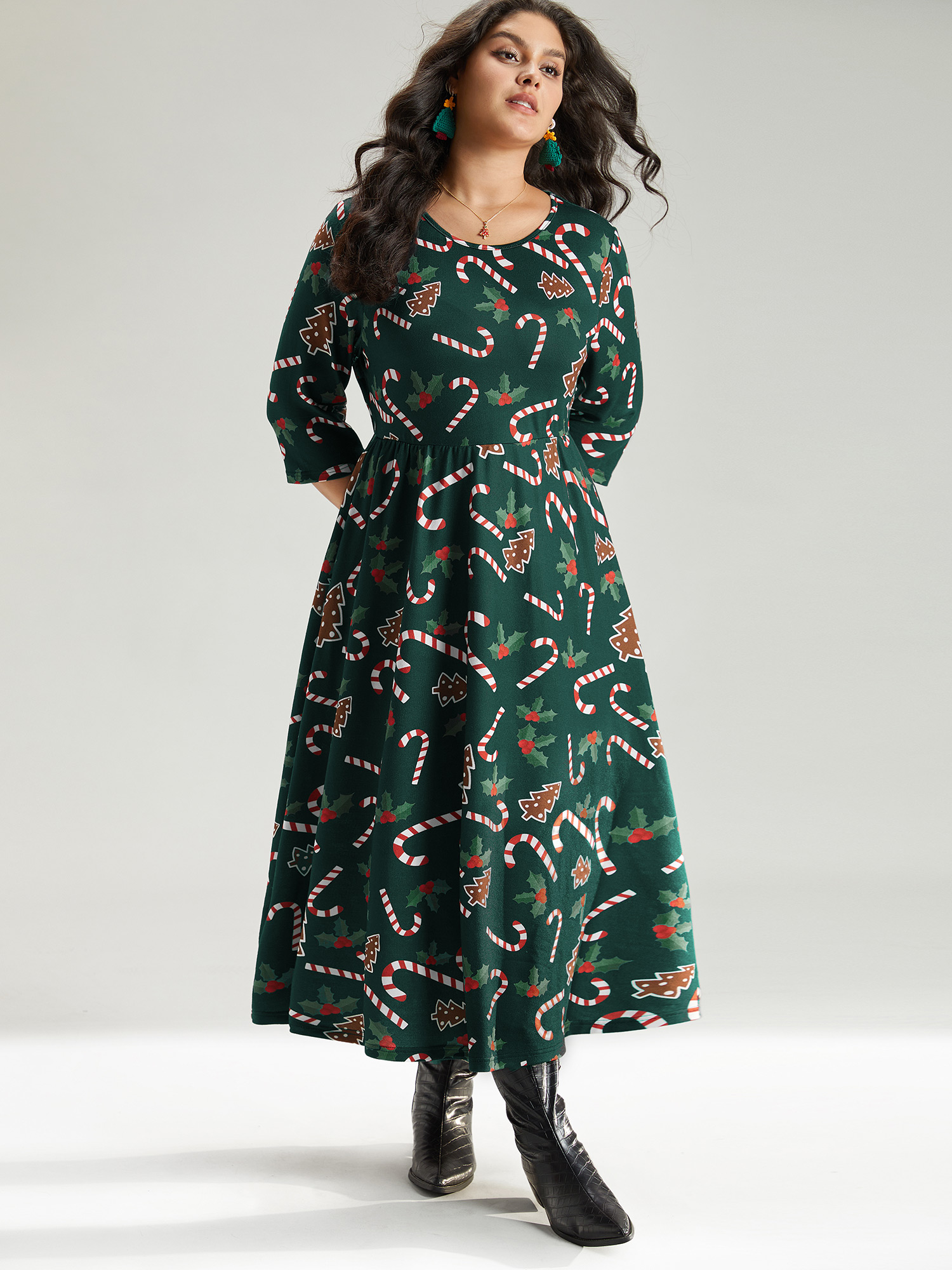 

Plus Size Christmas Print Pocket Elastic Waist Dress DarkGreen Women Casual Printed Round Neck Long Sleeve Curvy Midi Dress BloomChic