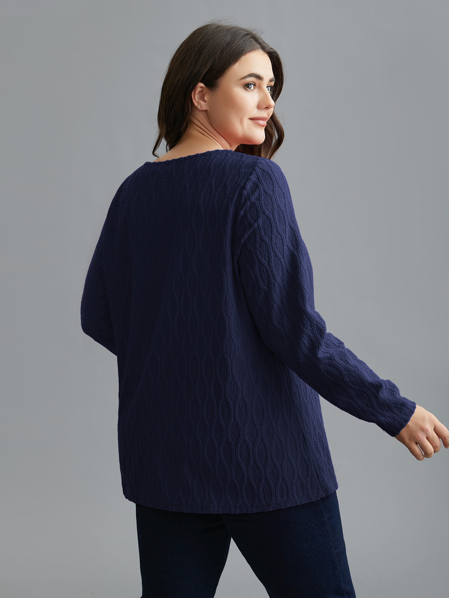 

Plus Size Textured Keyhole Gathered Knit Top Indigo Round Neck Long Sleeve Elegant Jersey Tops