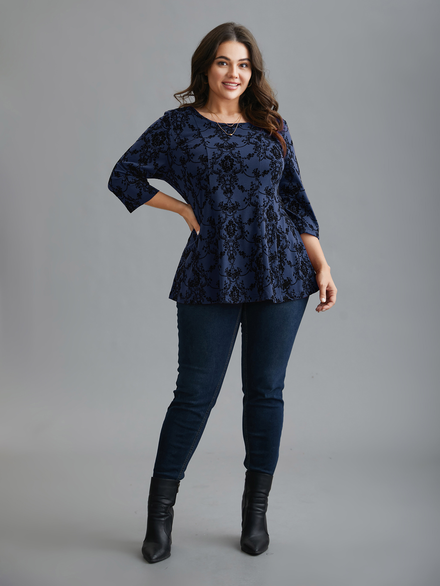 

Plus Size Boho Print Flocking Knit Slim-Fit Top Indigo Round Neck Elbow-length sleeve Elegant Jersey Tops