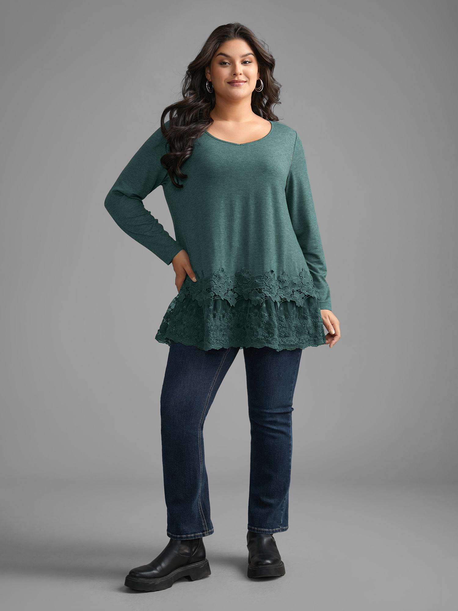 

Plus Size V Neck Lace Panel Jersey Top DarkGreen V-neck Extra Long Sleeve Casual Jersey Tops