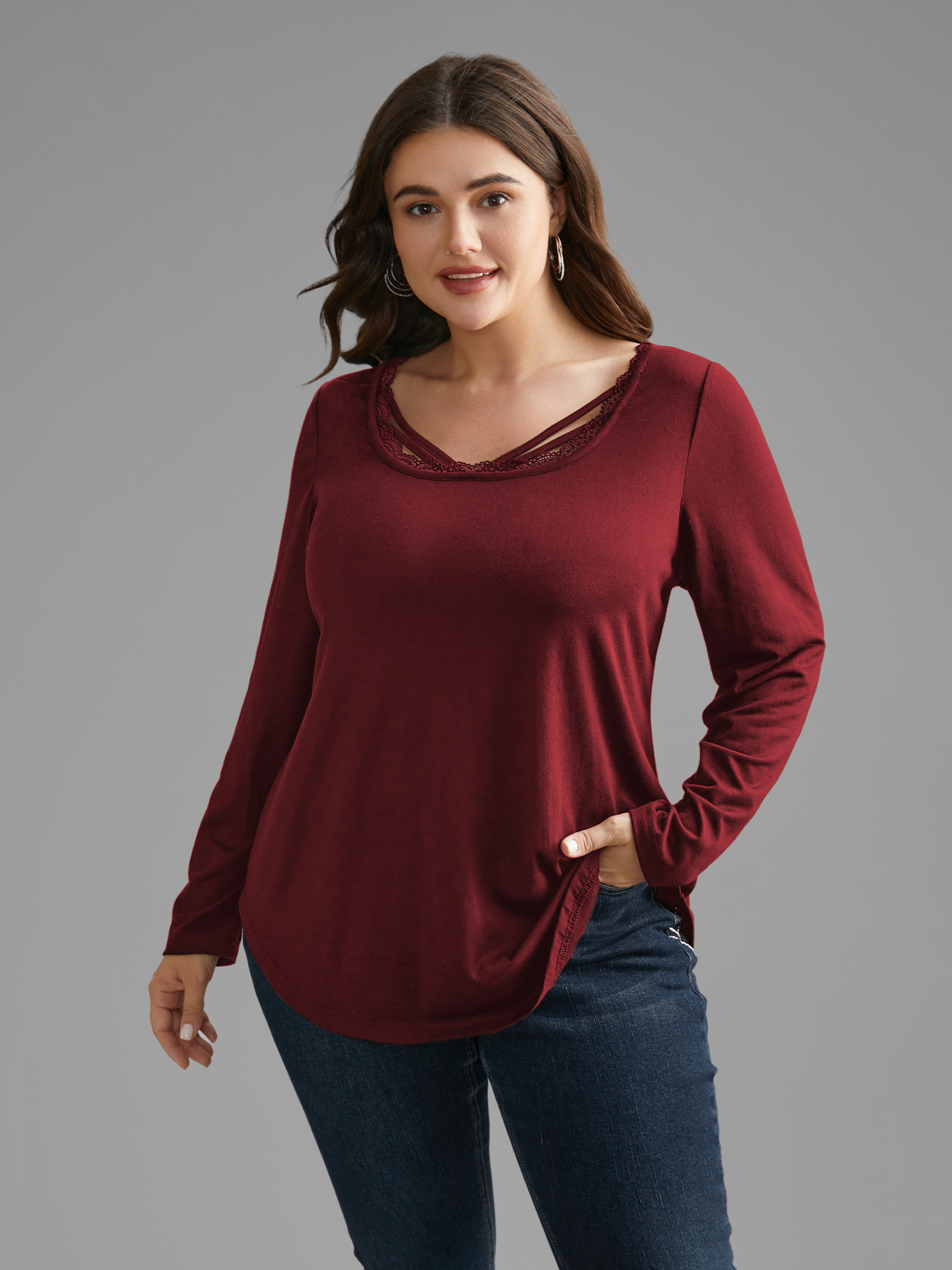 

Plus Size Plain Lace Patchwork Crisscross T-shirt Burgundy Women Casual Patchwork U-neck Everyday T-shirts BloomChic