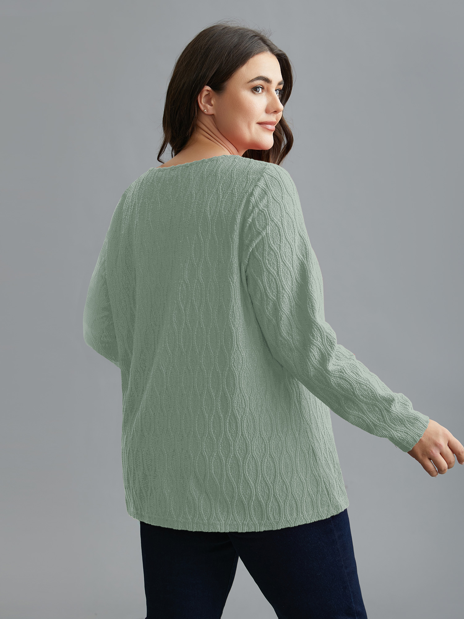 

Plus Size Textured Keyhole Gathered Knit Top Greenbean Round Neck Long Sleeve Elegant Jersey Tops