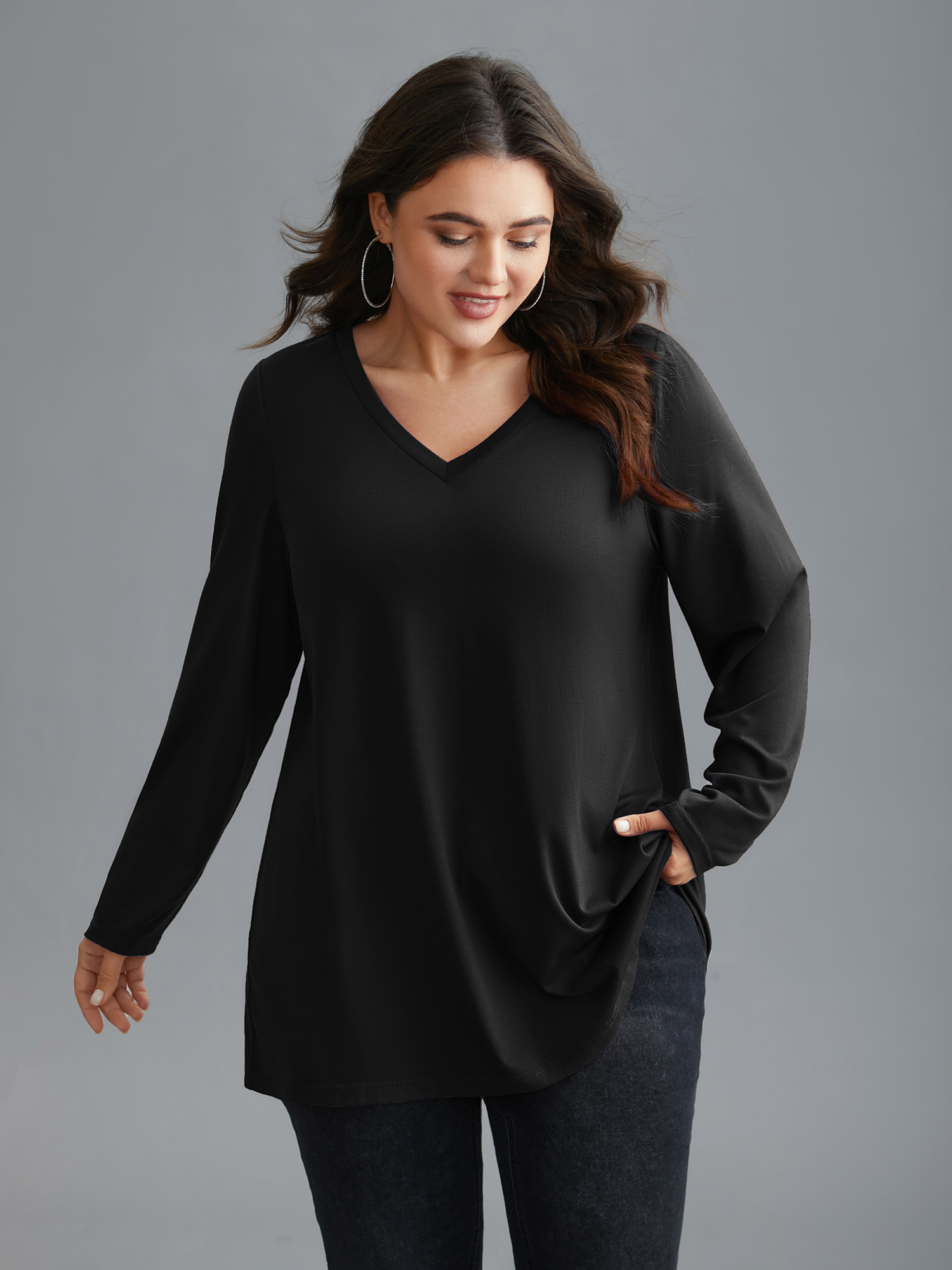 

Plus Size Solid V Neck Basic T-shirt Black Women Casual Non V-neck Loose Everyday T-shirts BloomChic