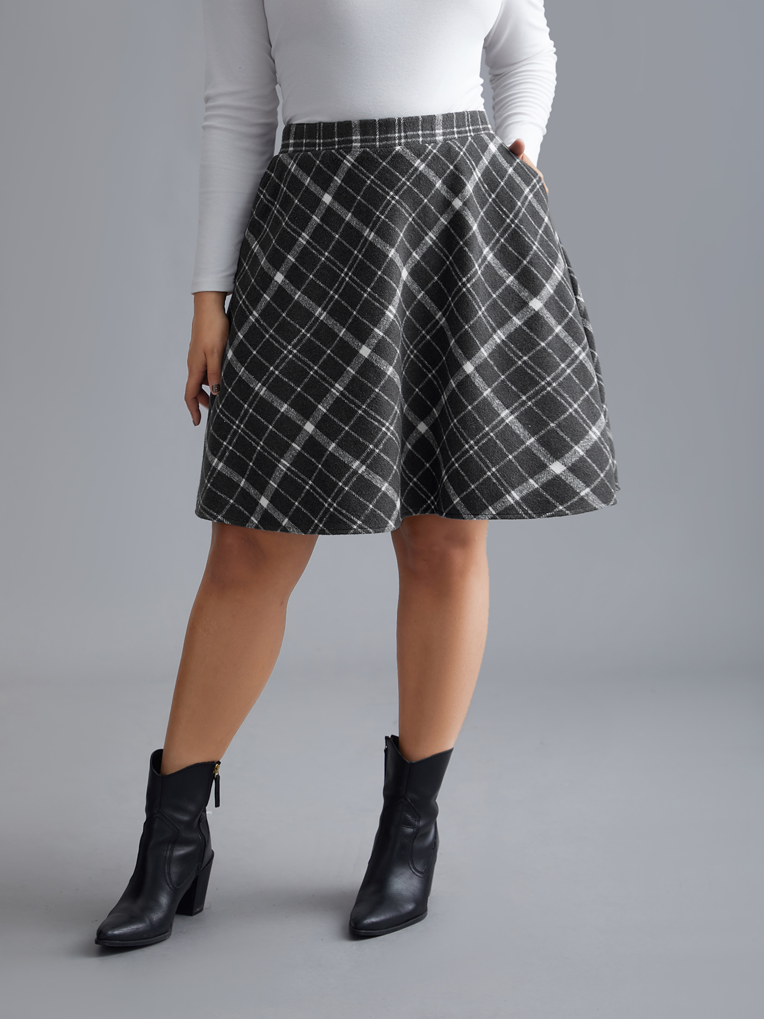 

Plus Size Plaid Pattern Elastic Waist A-line Mini Skirt Women DarkGray Elegant Low stretch Slanted pocket Everyday Skirts BloomChic