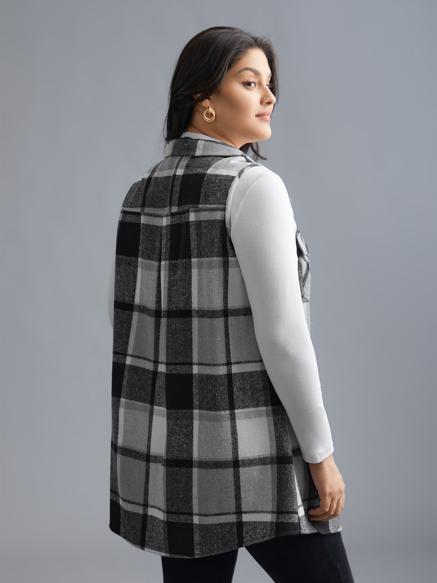 

Plus Size Plaid Flap Detail Sleeveless Jacket Women Black Button Side seam pocket Everyday Jackets BloomChic