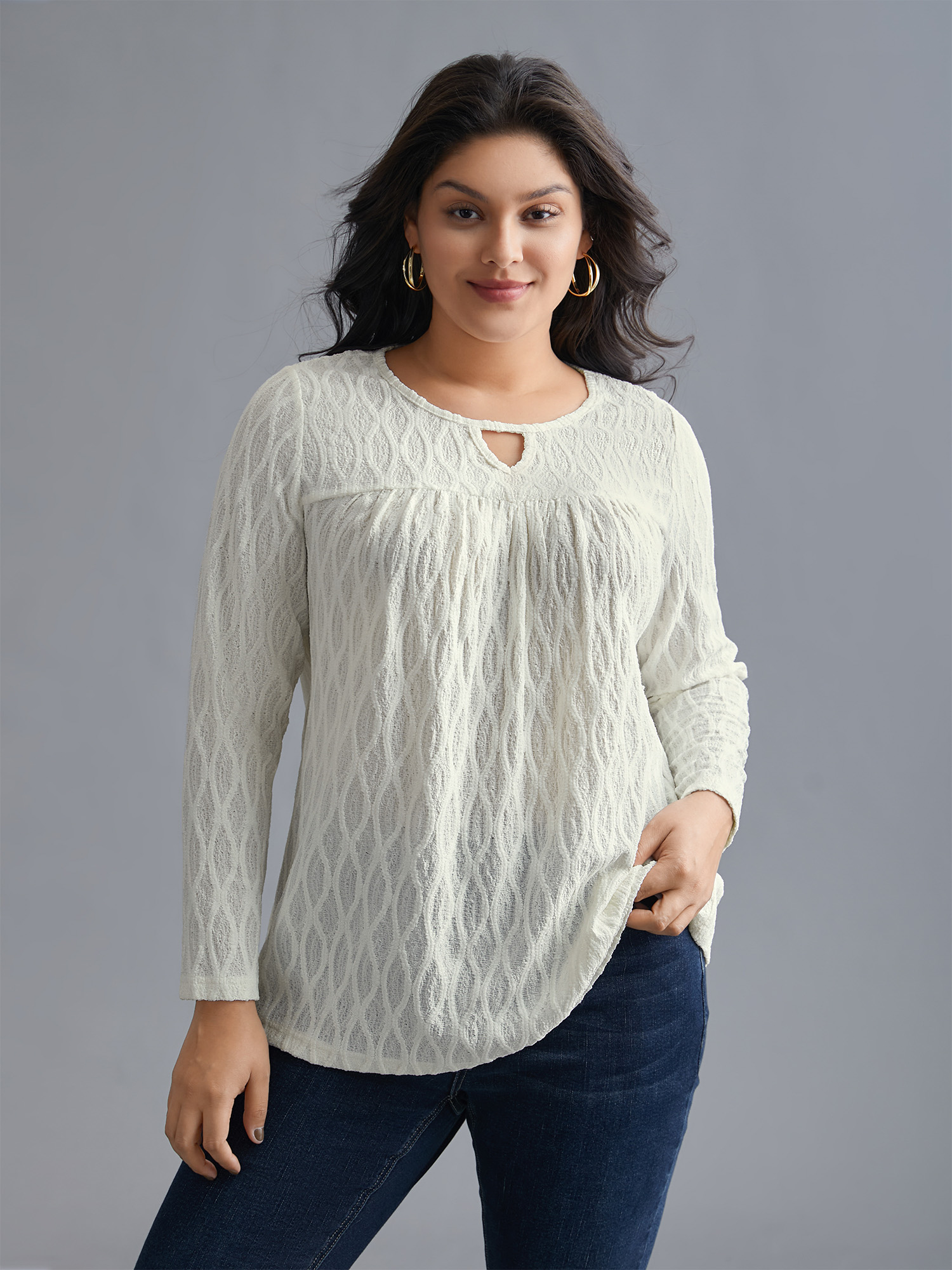 

Plus Size Textured Keyhole Gathered Knit Top Ivory Round Neck Long Sleeve Elegant Jersey Tops