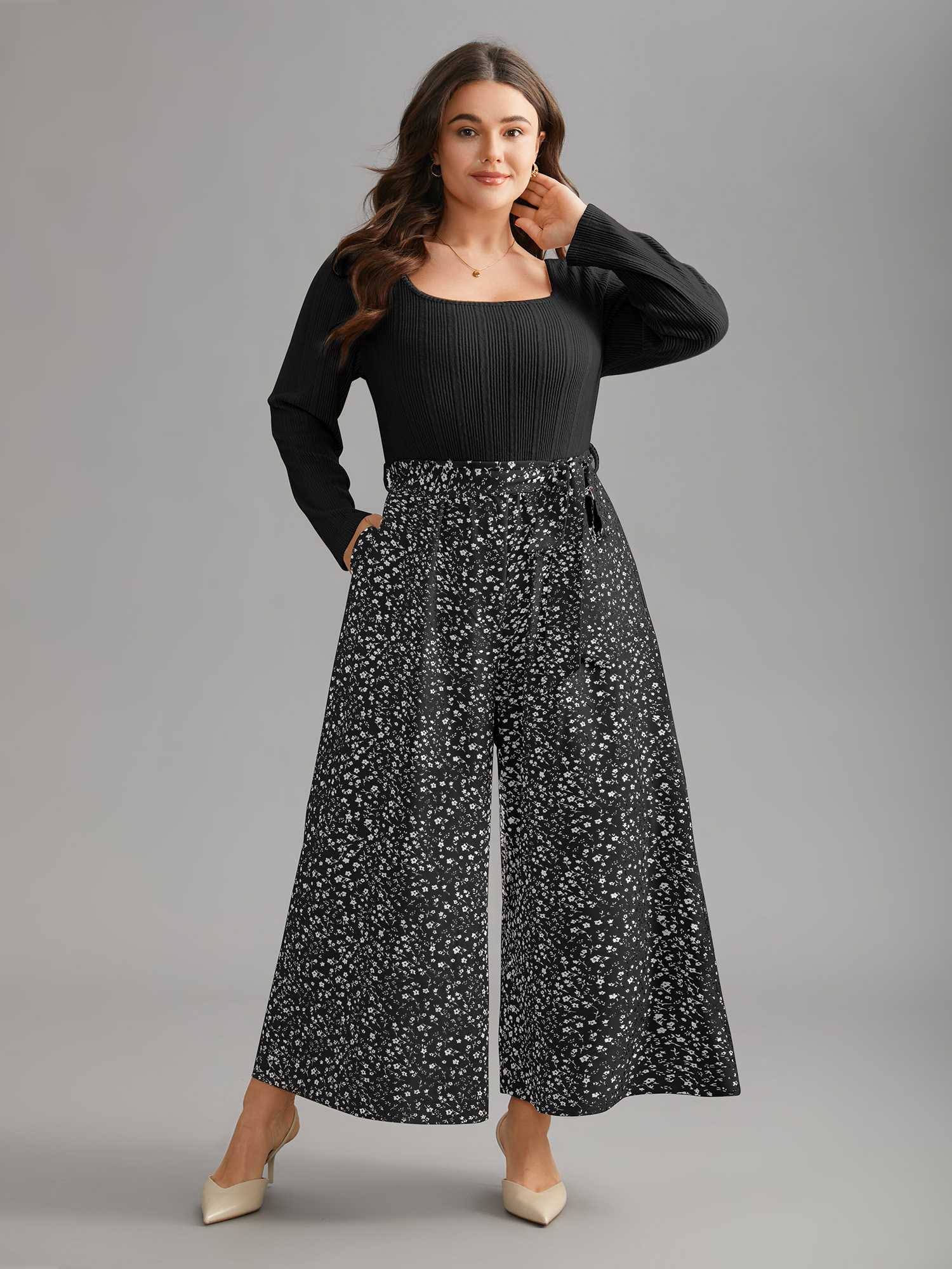 

Plus Size Black Textured Square Neck Belted Floral Jumpsuit Women Elegant Long Sleeve Square Neck Everyday Loose Jumpsuits BloomChic