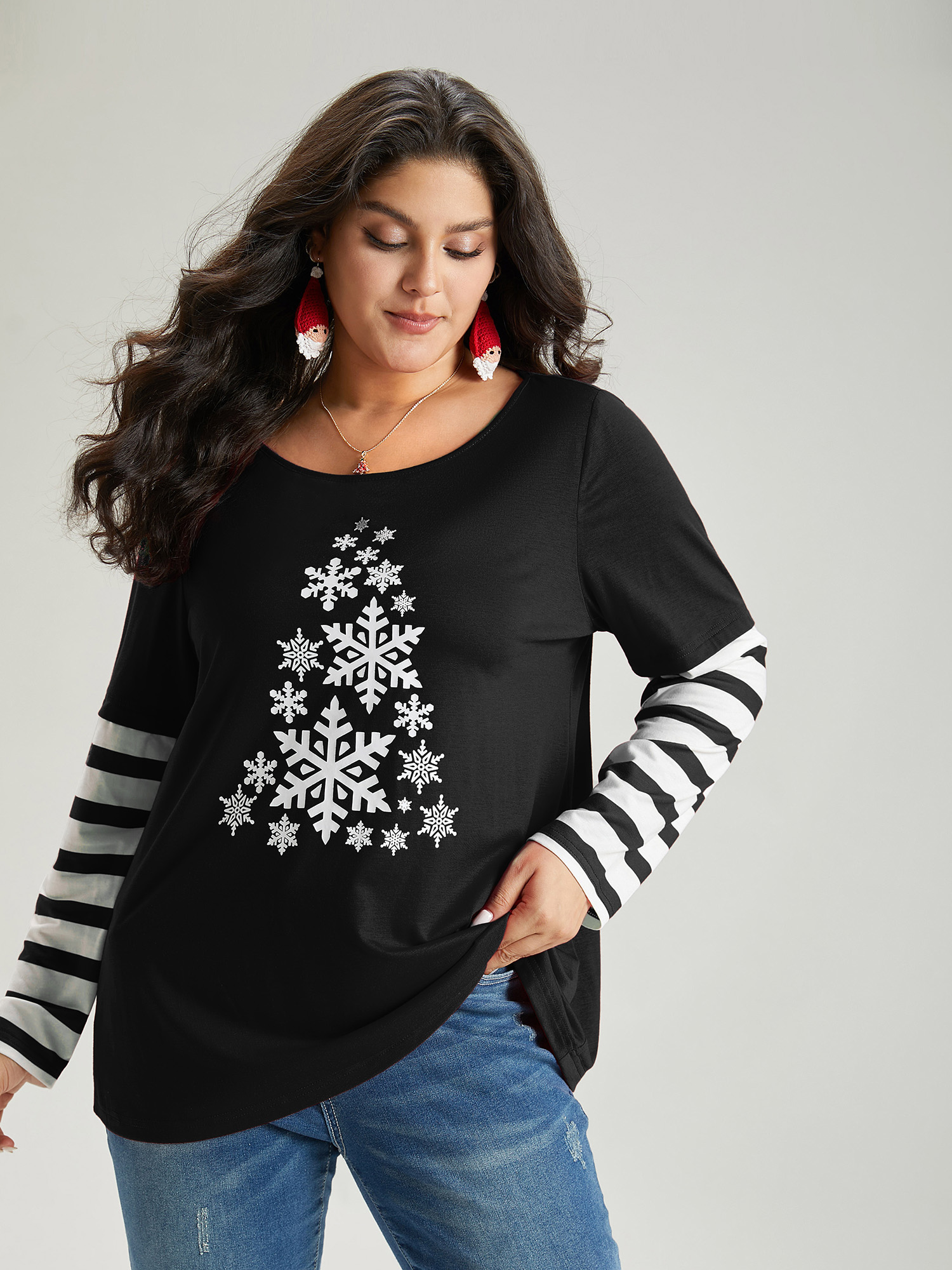 

Plus Size Snowflake Striped Patchwork T-shirt Black Women Casual Contrast Christmas Round Neck Festival-Christmas T-shirts BloomChic