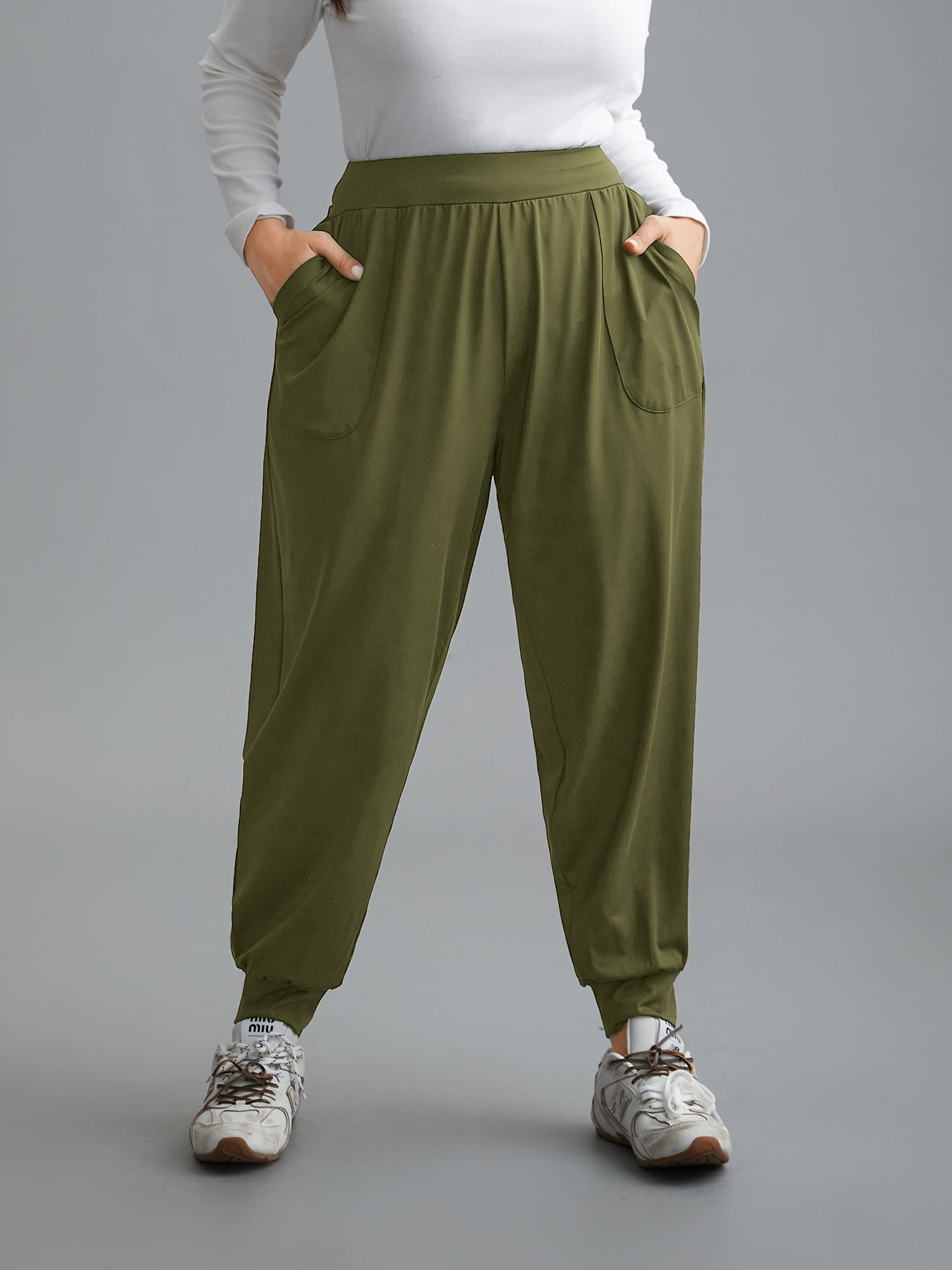 

Plus Size Elastic Waist Mid-Rise Yoga Jogger Pants Women ArmyGreen Casual Mid Rise Everyday Pants BloomChic