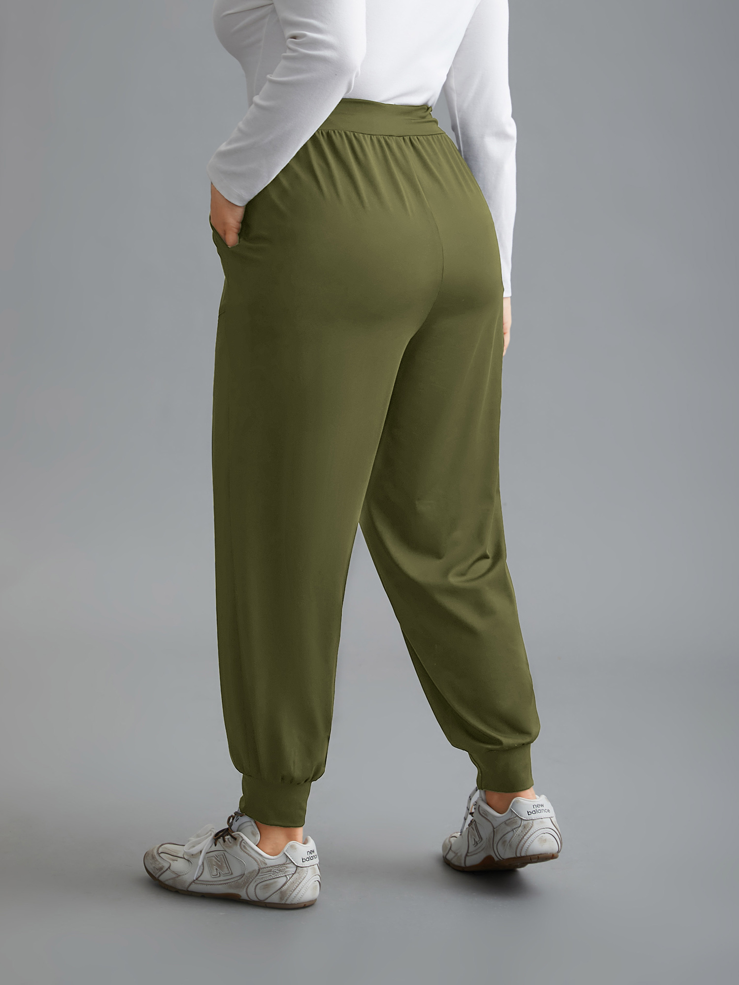 

Plus Size Elastic Waist Mid-Rise Yoga Jogger Pants Women ArmyGreen Casual Mid Rise Everyday Pants BloomChic