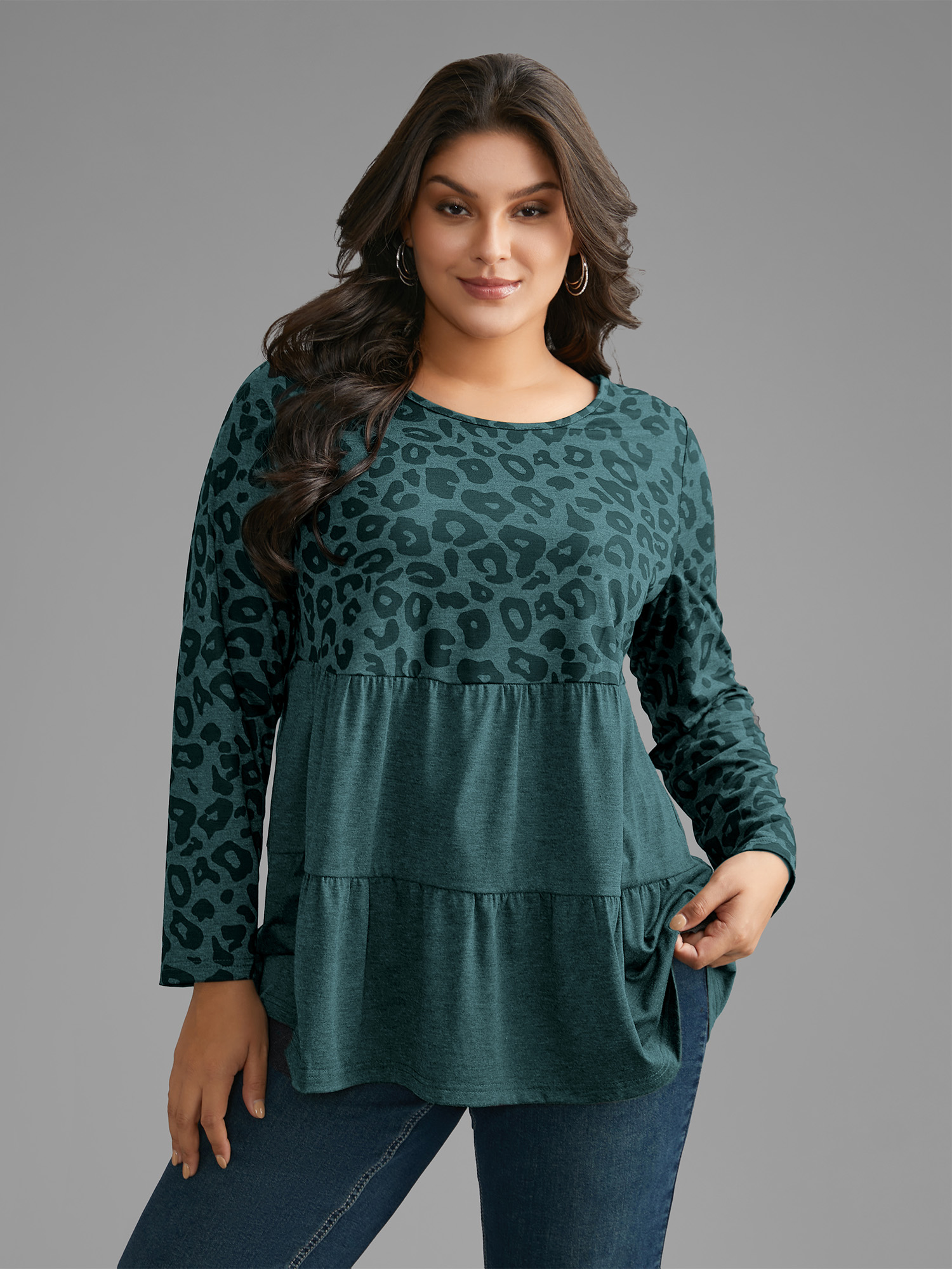 

Plus Size Leopard Print Ruffle Layered Hem Jersey Top Teal Round Neck Extra Long Sleeve Casual Jersey Tops