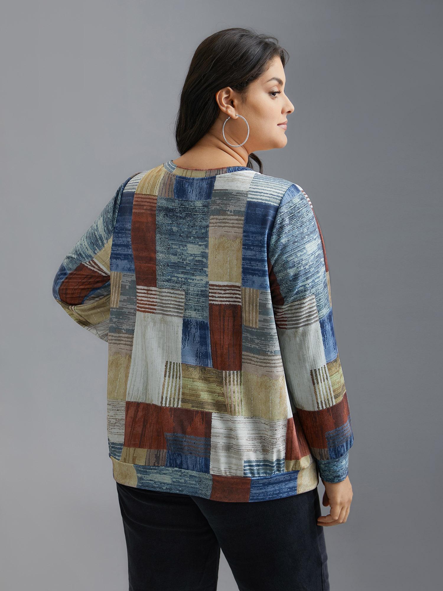 Plus Size Geometric Print Round Neck Sweatshirt Women Multicolor Casual Non Round Neck Everyday Sweatshirts BloomChic 14-16/1X 