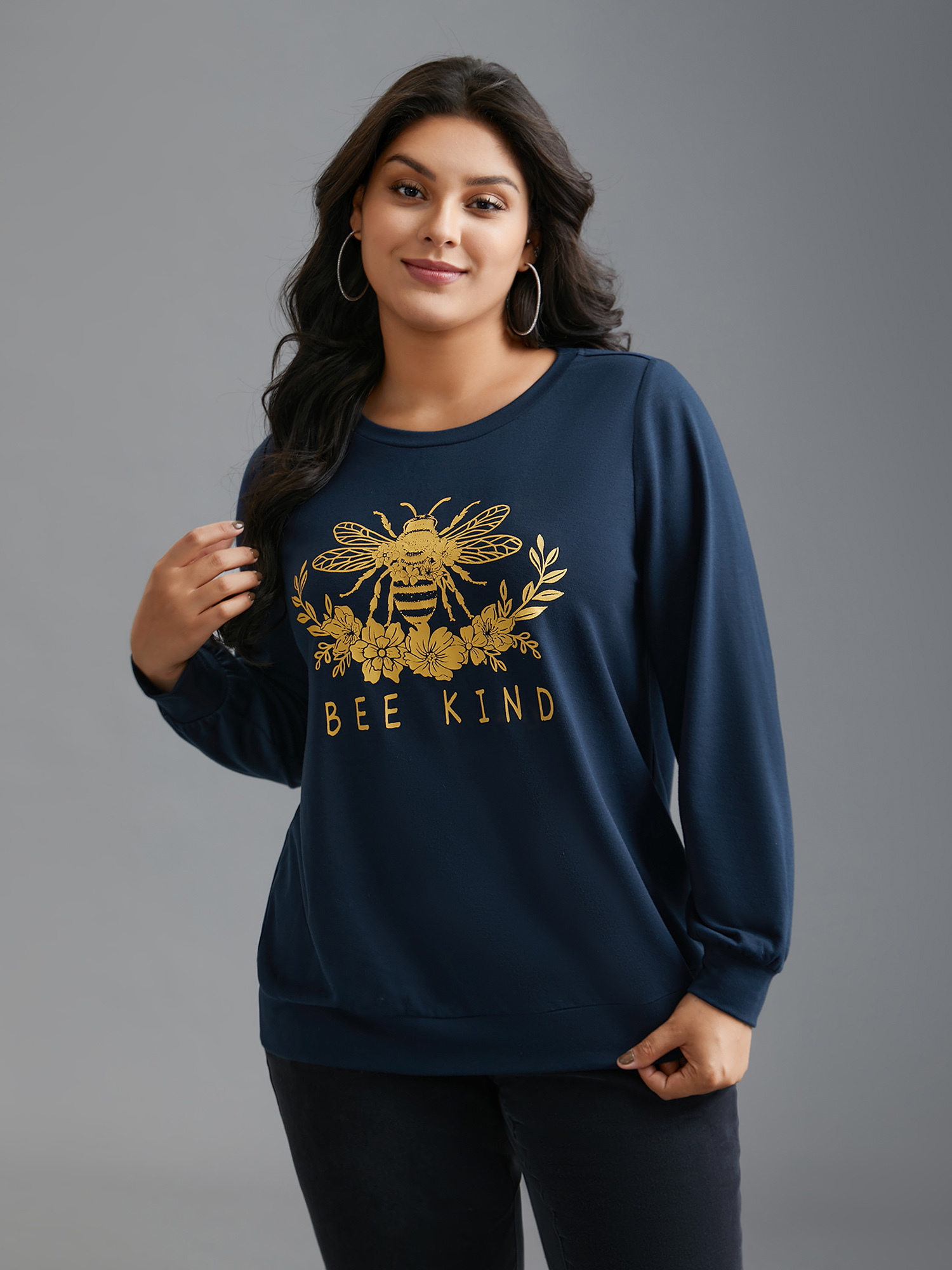 

Plus Size Bee Kind Motif Round Neck Sweatshirt Women Midnight Casual Non Round Neck Everyday Sweatshirts BloomChic