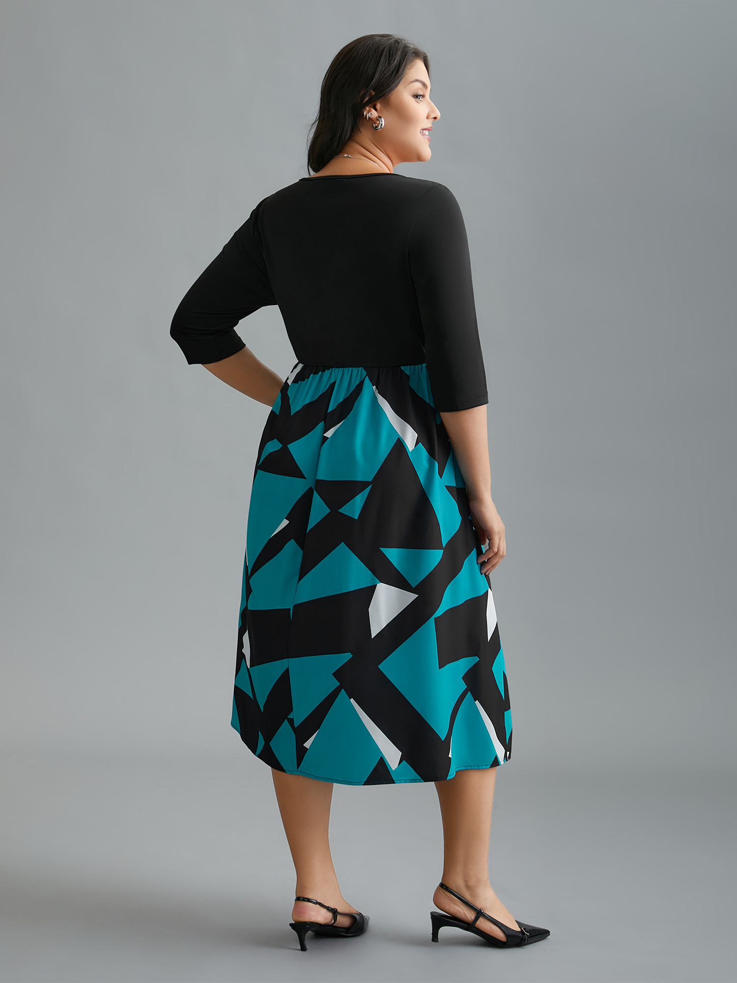 Plus Size V-Neck Geometric Color Contrast Dress Black Women At the Office Patchwork V-neck Elbow-length sleeve Curvy BloomChic 18-20/2X 