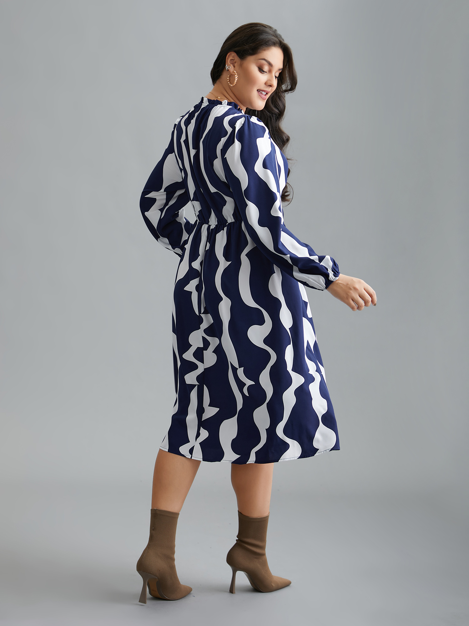 Plus Size Round Neck Color Contrast Frill Trim Dress Navy Women Elegant Frill Trim Round Neck Long Sleeve Curvy BloomChic 22-24/3X 