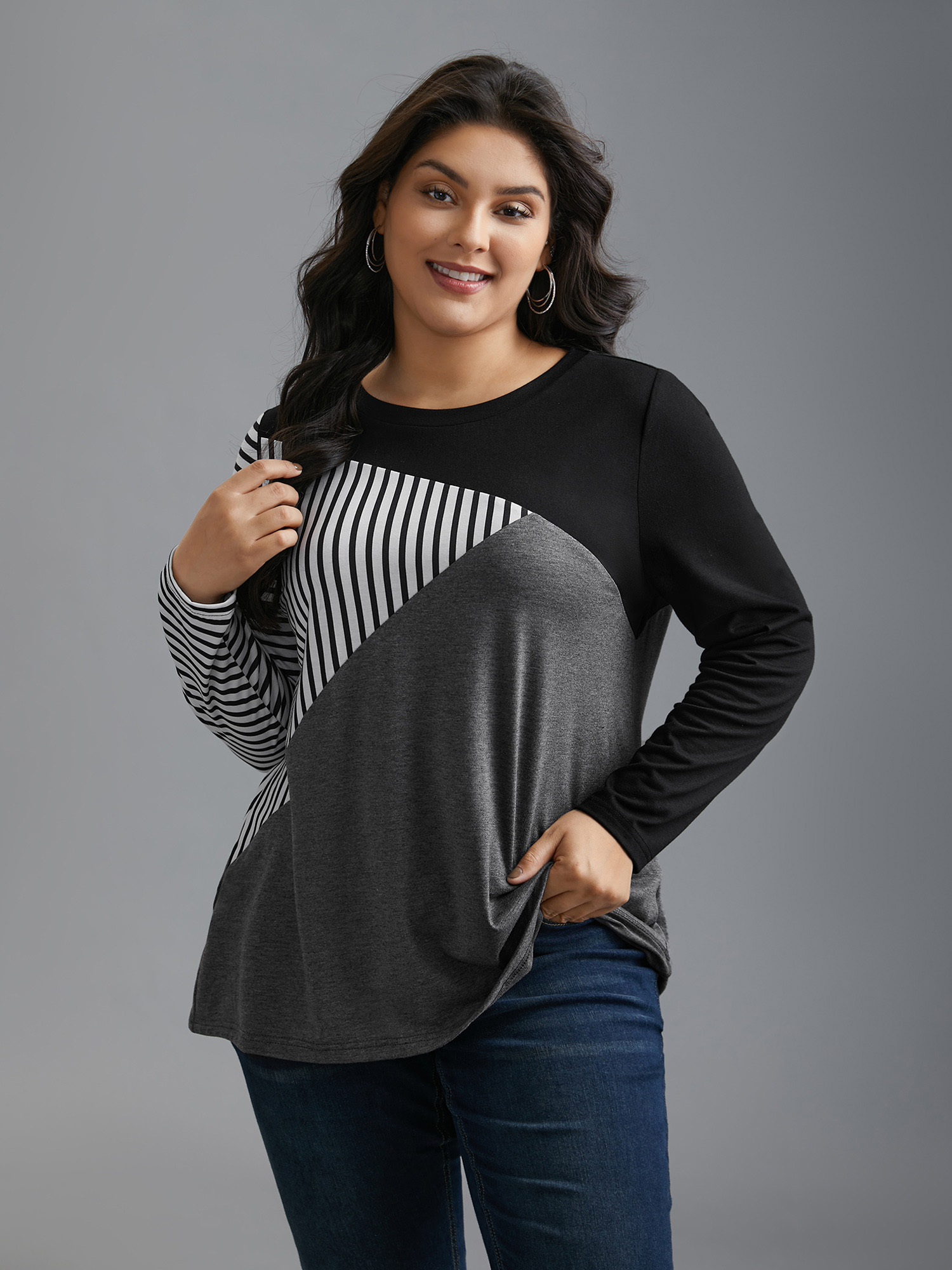 

Plus Size Crew Neck Striped Color Contrast Patchwork Top DimGray Round Neck Long Sleeve Casual Jersey Tops