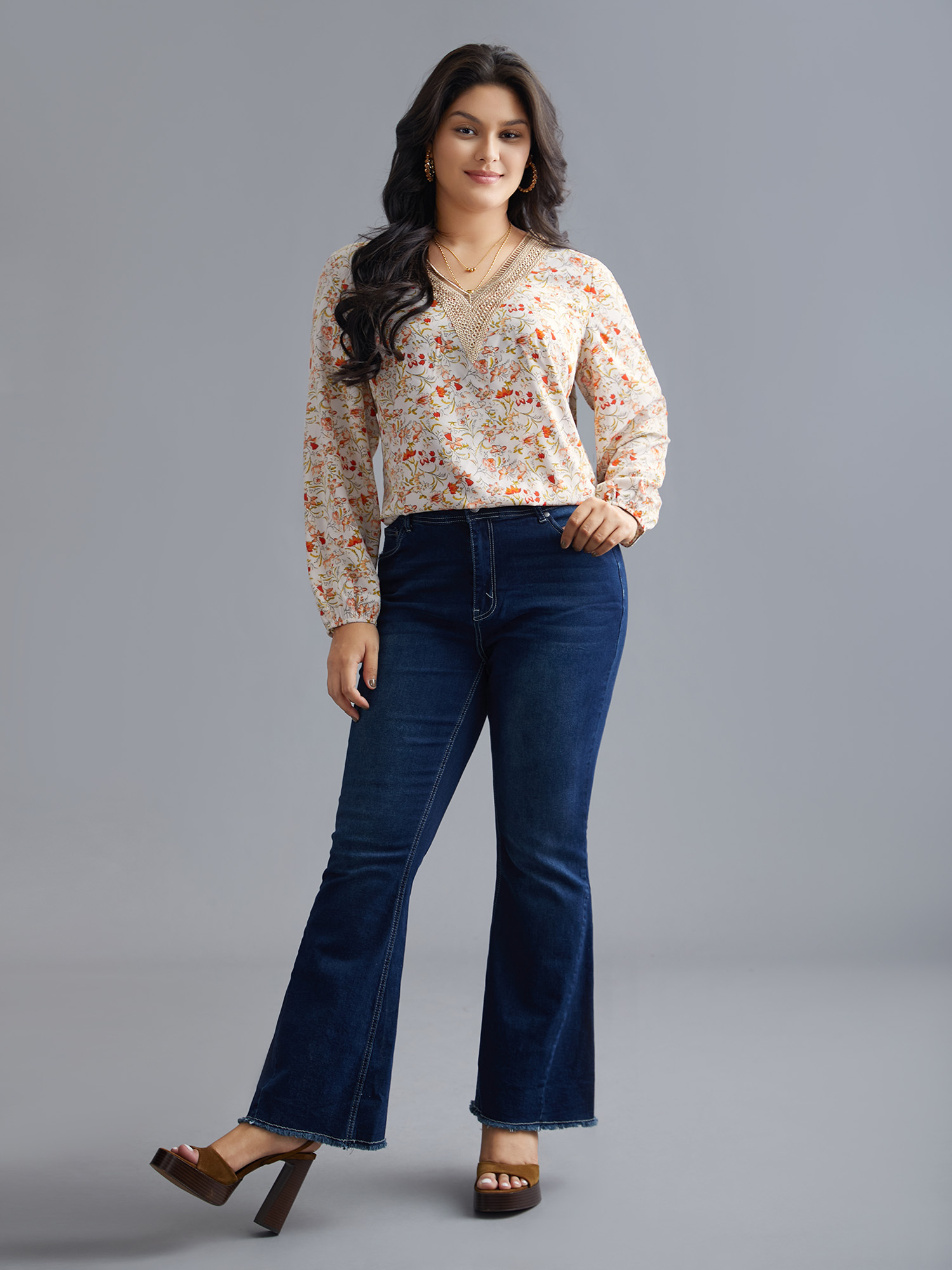 Plus Size Multicolor V Neck Ditsy Floral Contrast Webbing Blouse Women Elegant Long Sleeve V-neck Everyday Blouses BloomChic 22-24/3X 