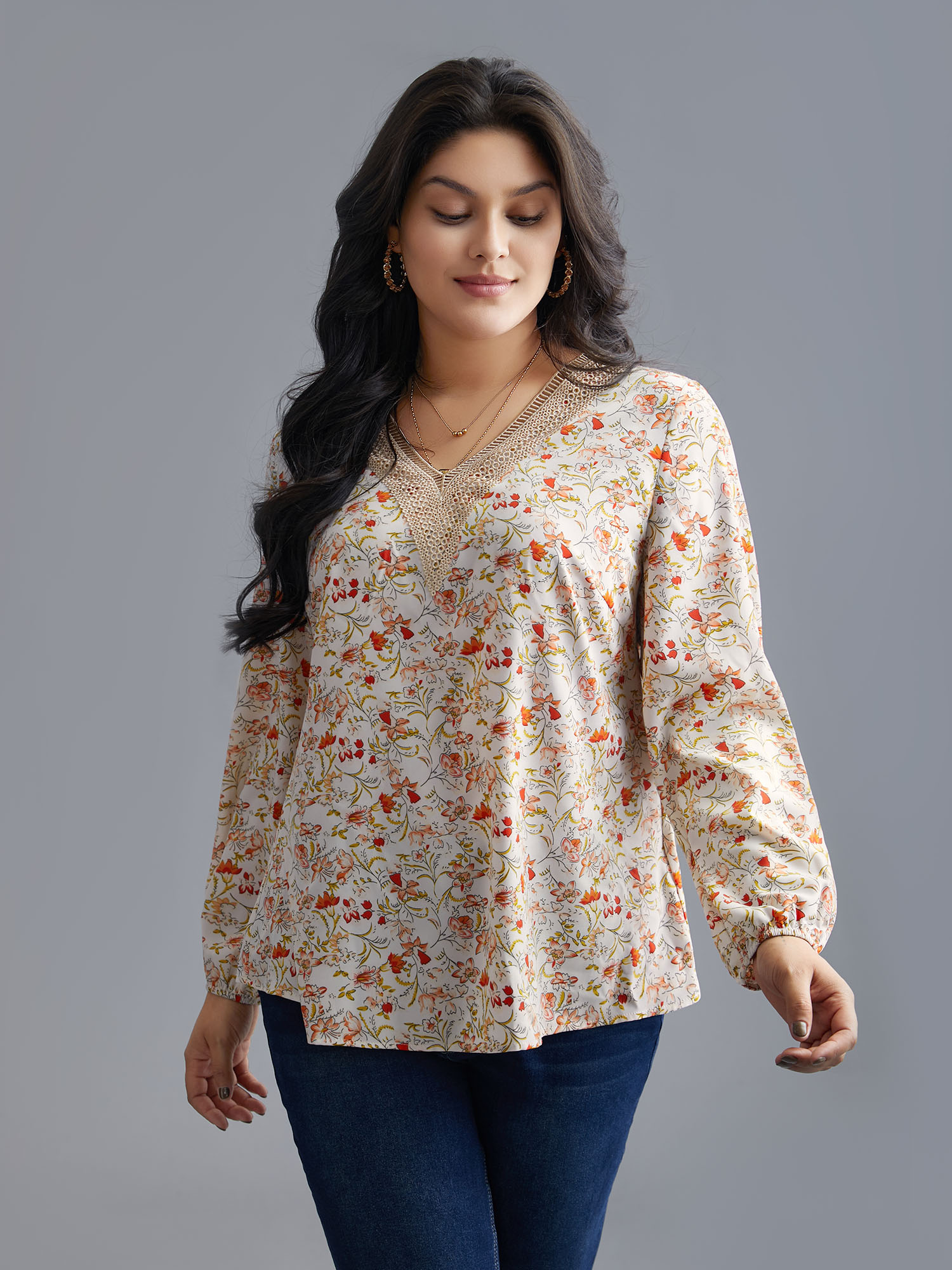 Plus Size Multicolor V Neck Ditsy Floral Contrast Webbing Blouse Women Elegant Long Sleeve V-neck Everyday Blouses BloomChic 22-24/3X 