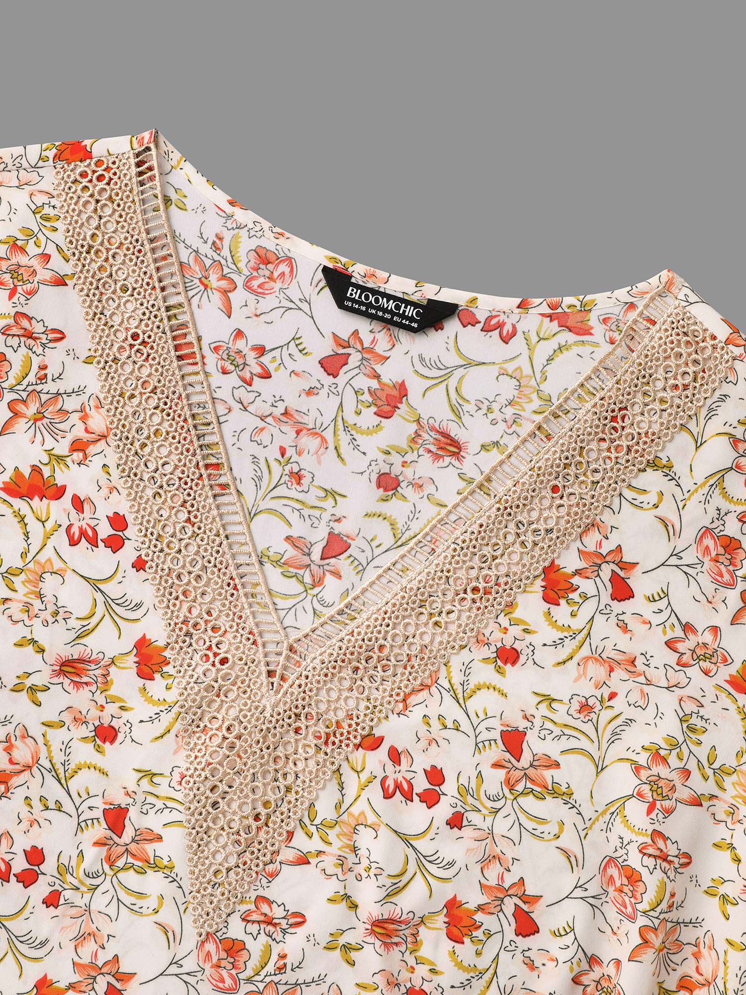 Plus Size Multicolor V Neck Ditsy Floral Contrast Webbing Blouse Women Elegant Long Sleeve V-neck Everyday Blouses BloomChic 22-24/3X 
