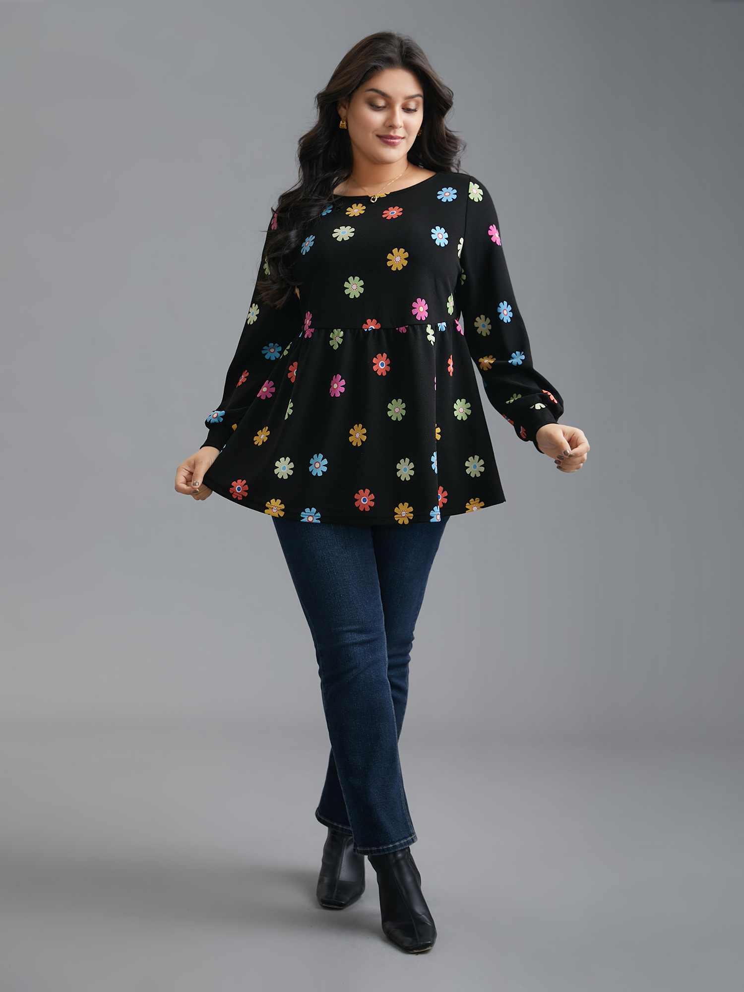 

Plus Size Multi-Color Floral Textured Stretchy Knit Top Black Round Neck Extra Long Sleeve Elegant Jersey Tops