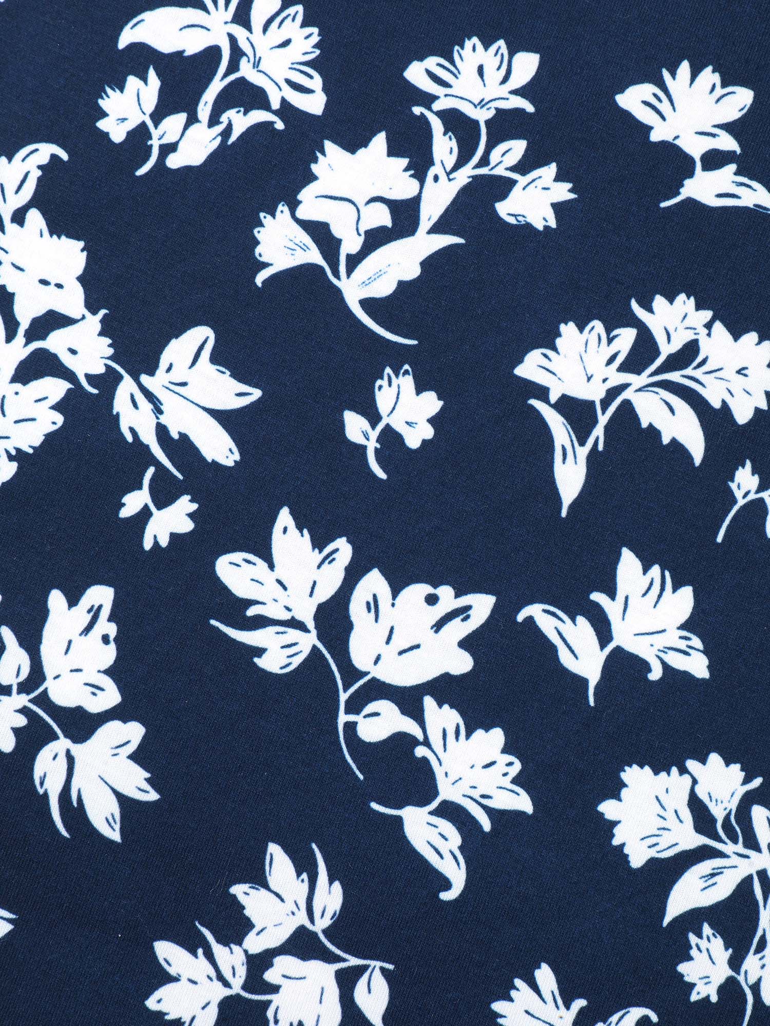 Plus Size Round Neck Floral Print Fitted T-Shirt Indigo Women Casual Non Natural Flowers Round Neck Everyday T-shirts BloomChic 12/L 