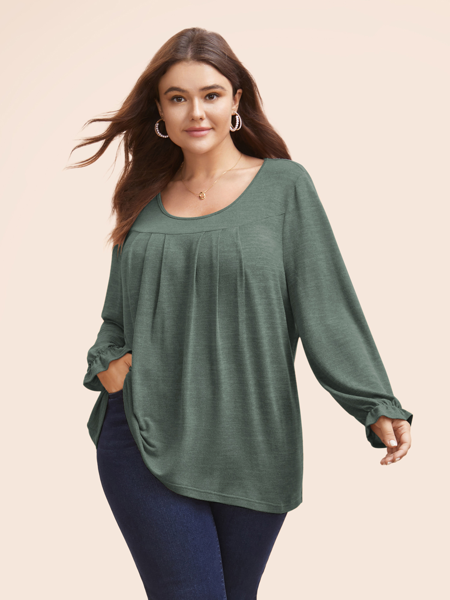 

Plus Size Round Neck Heather Pleated T-shirt Emerald Women Elegant Pleated Round Neck Loose Everyday T-shirts BloomChic