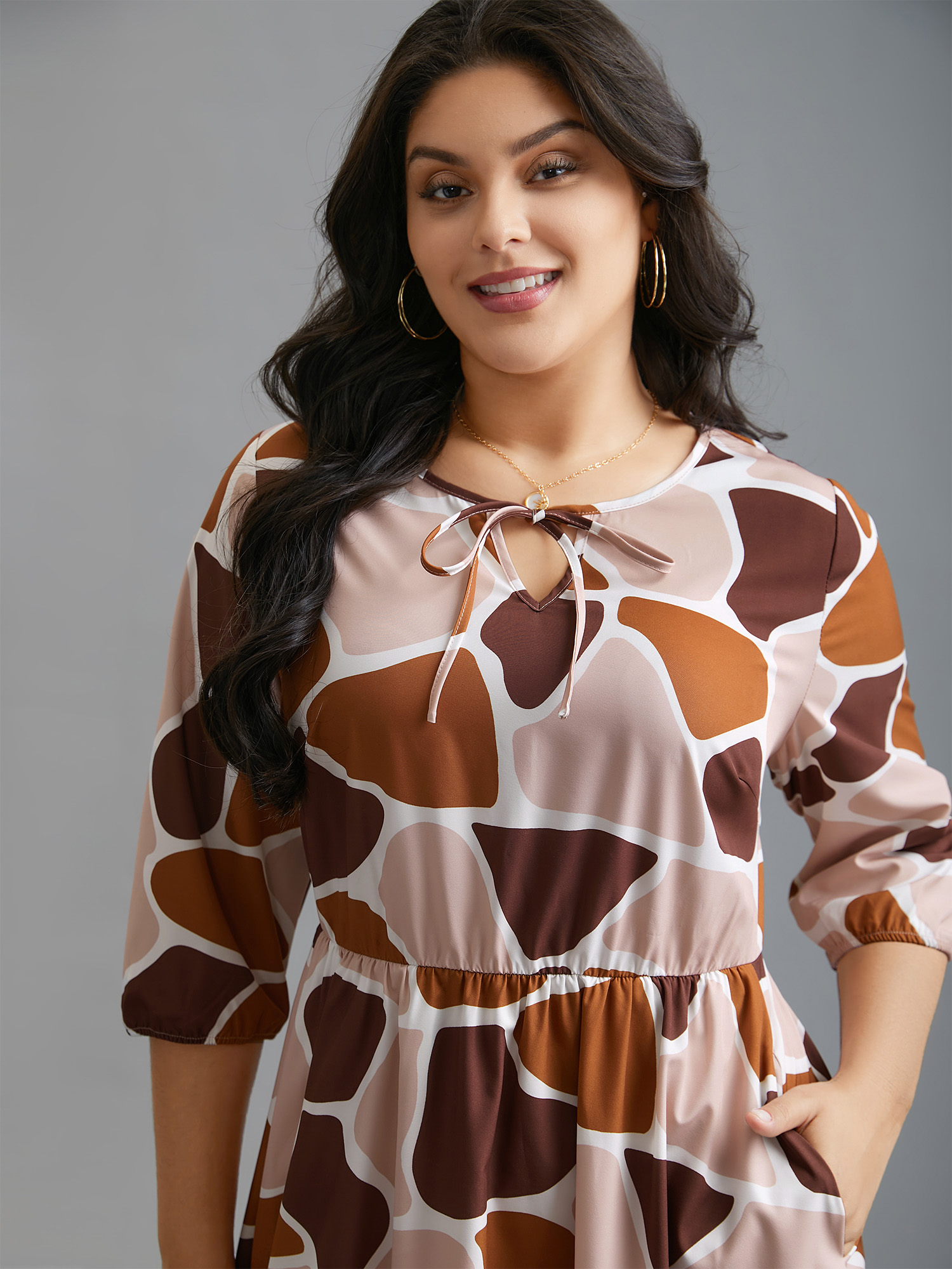 Plus Size Neck-Tie Color Block Waist Cinched Dress Multicolor Women Casual Tie knot V-neck Elbow-length sleeve Curvy BloomChic 26/4X 