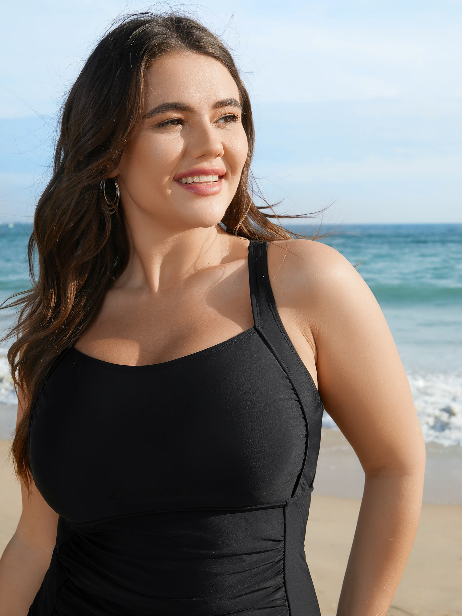 

Plus Size Plain Back Crisscross Swim Top Women's Swimwear Black Beach Gathered High stretch Skinny U-neck Curve Swim Tops BloomChic