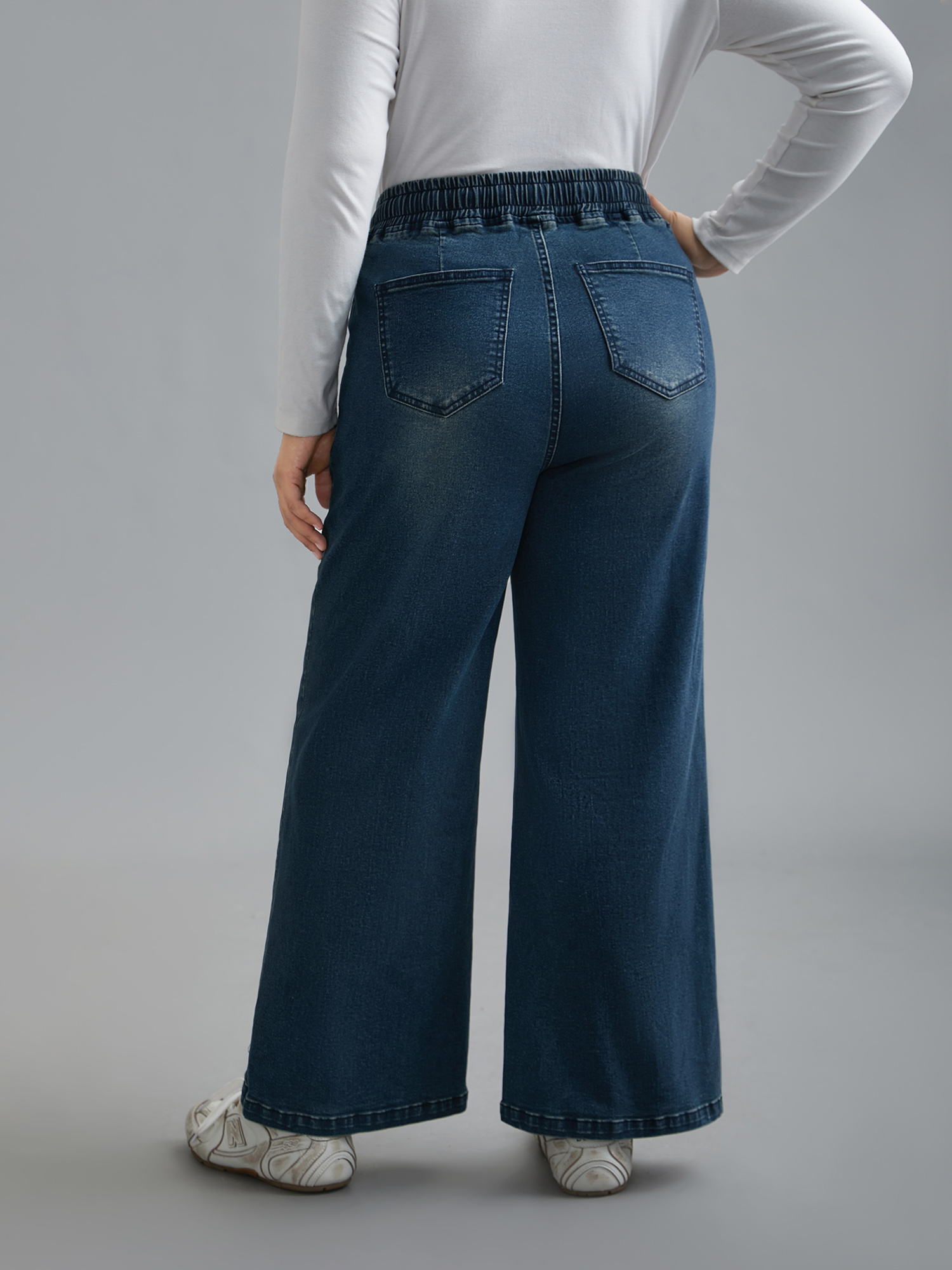 Plus Size Drawstring Stretchy Waist Pocket Jeans Women Denimindigo Casual Drawstring Medium stretch Slanted pocket Jeans BloomChic 10/M 