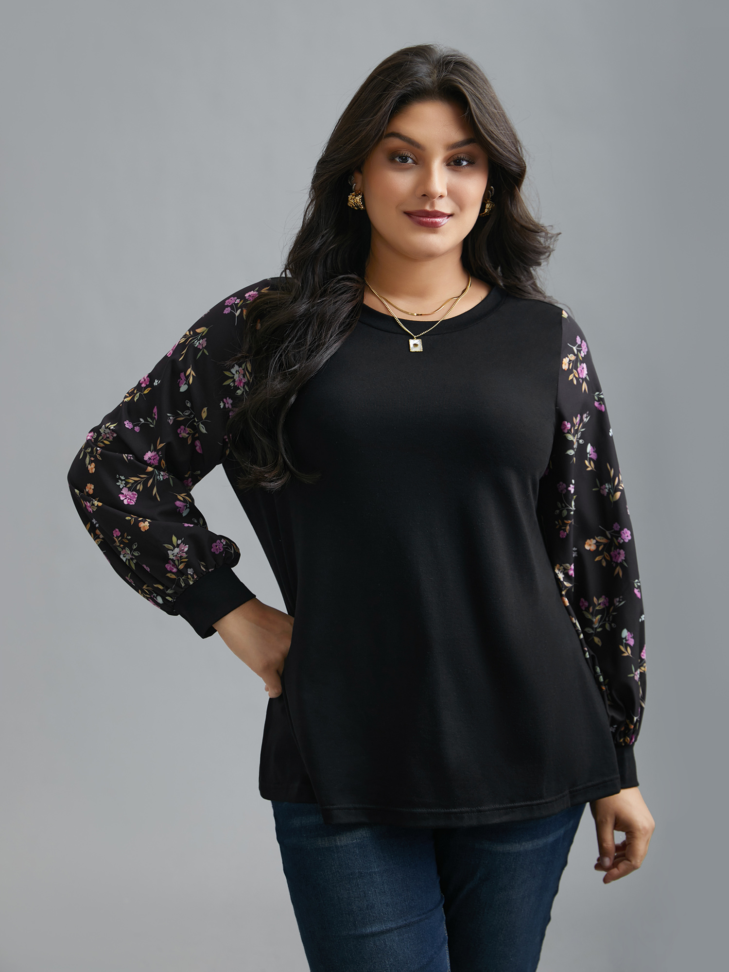 Plus Size Floral Spliced Sleeve Stretchy T-Shirt Black Women Elegant Contrast Natural Flowers Round Neck Everyday T-shirts BloomChic 22-24/3X 