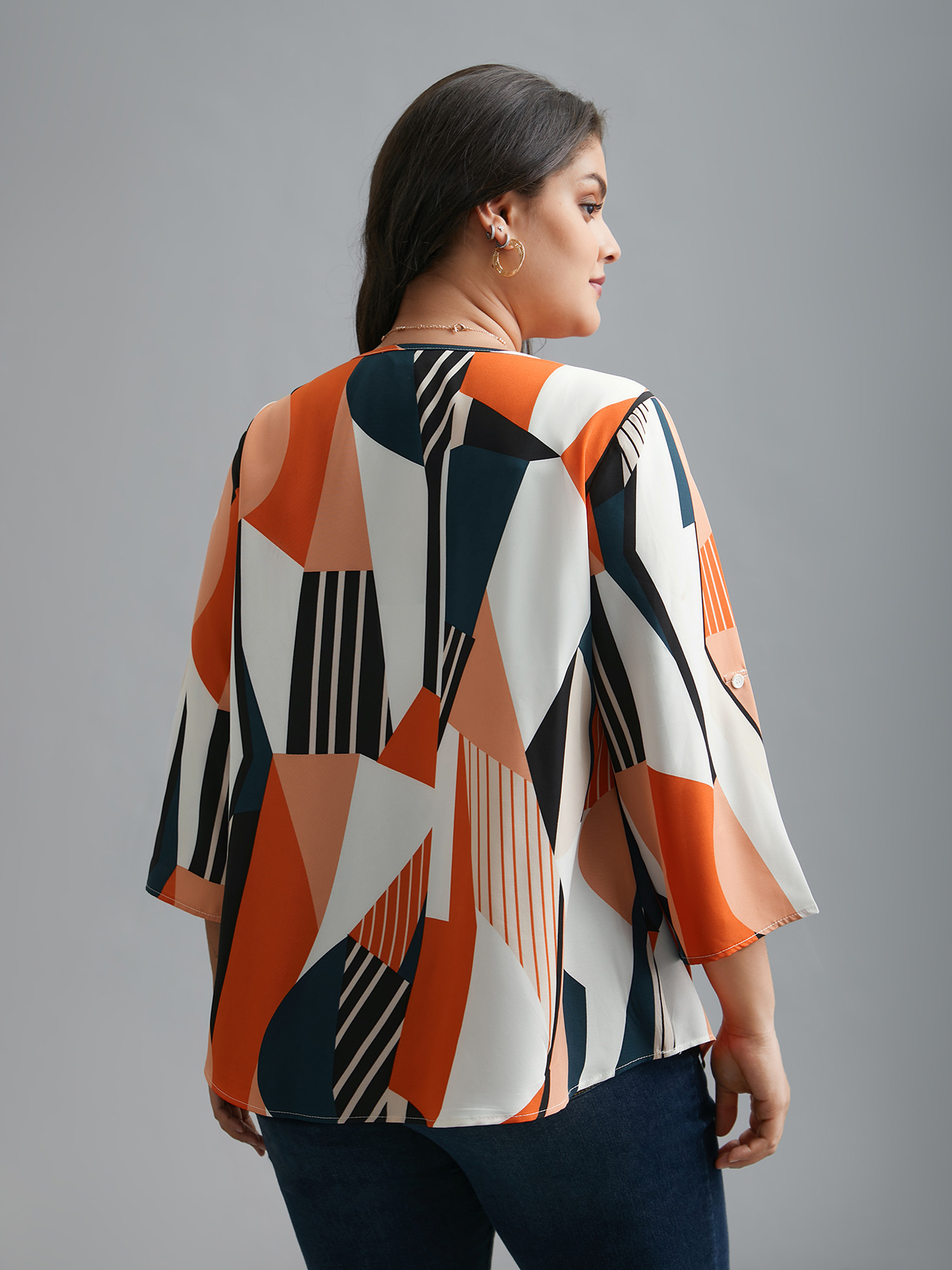 Plus Size Multicolor Abstract Print Tab Sleeve Blouse Women At the Office Elbow-length sleeve V-neck Work Blouses BloomChic 26/4X 