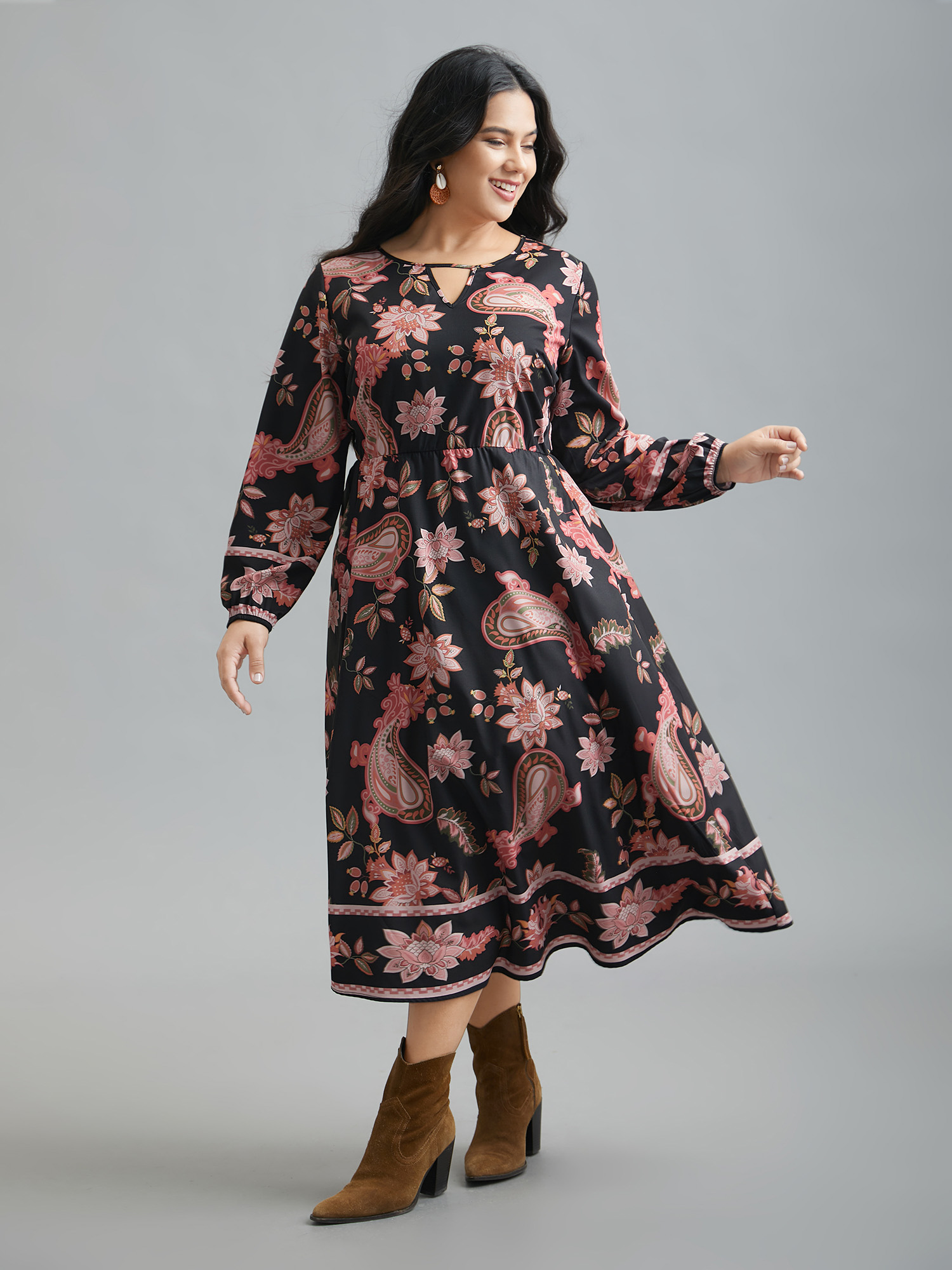 

Plus Size Floral Boho Print Neck Cut-Out Dress Black Women Resort Cut-Out Notched collar Long Sleeve Curvy BloomChic