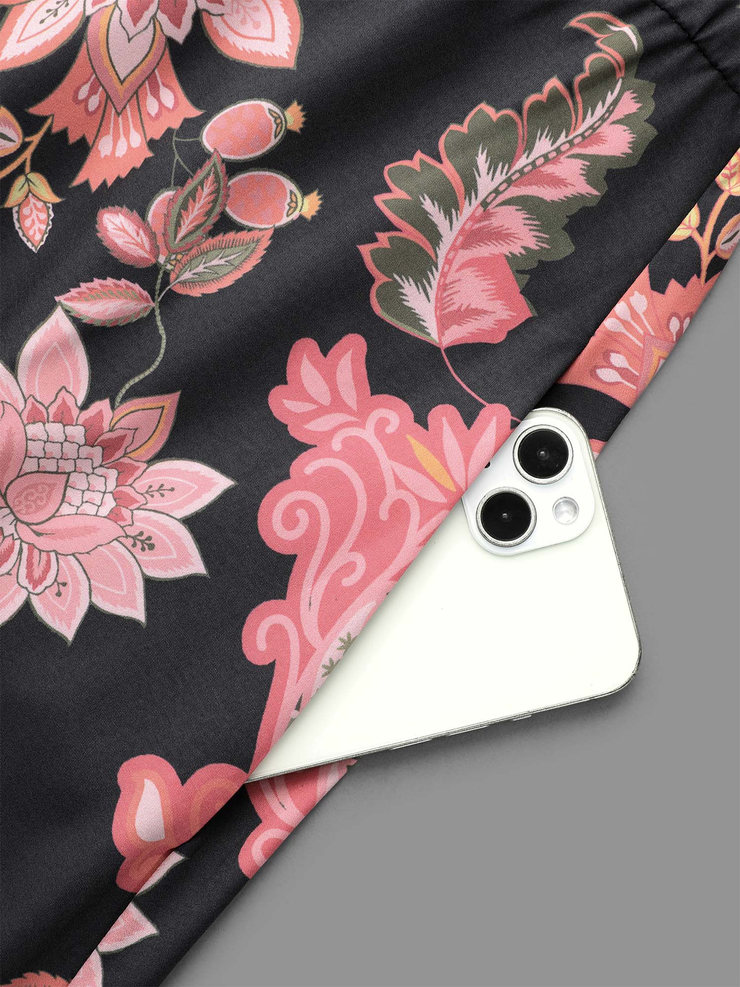Plus Size Floral Boho Print Neck Cut-Out Dress Black Women Resort Cut-Out Notched collar Long Sleeve Curvy BloomChic 30/6X 