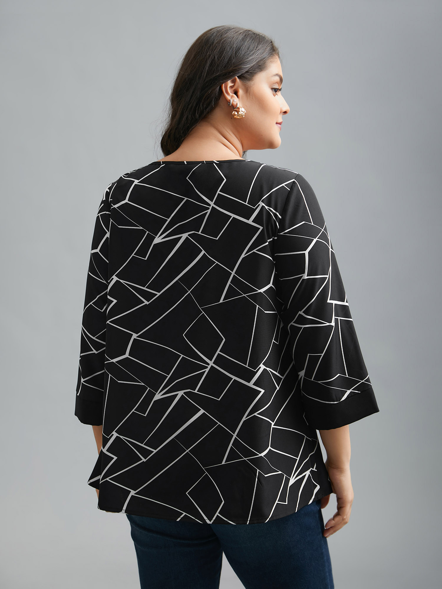 Plus Size Black Geometric Print Metal Detail Spliced Blouse Women At the Office Elbow-length sleeve Round Neck Work Blouses BloomChic 28/5X 