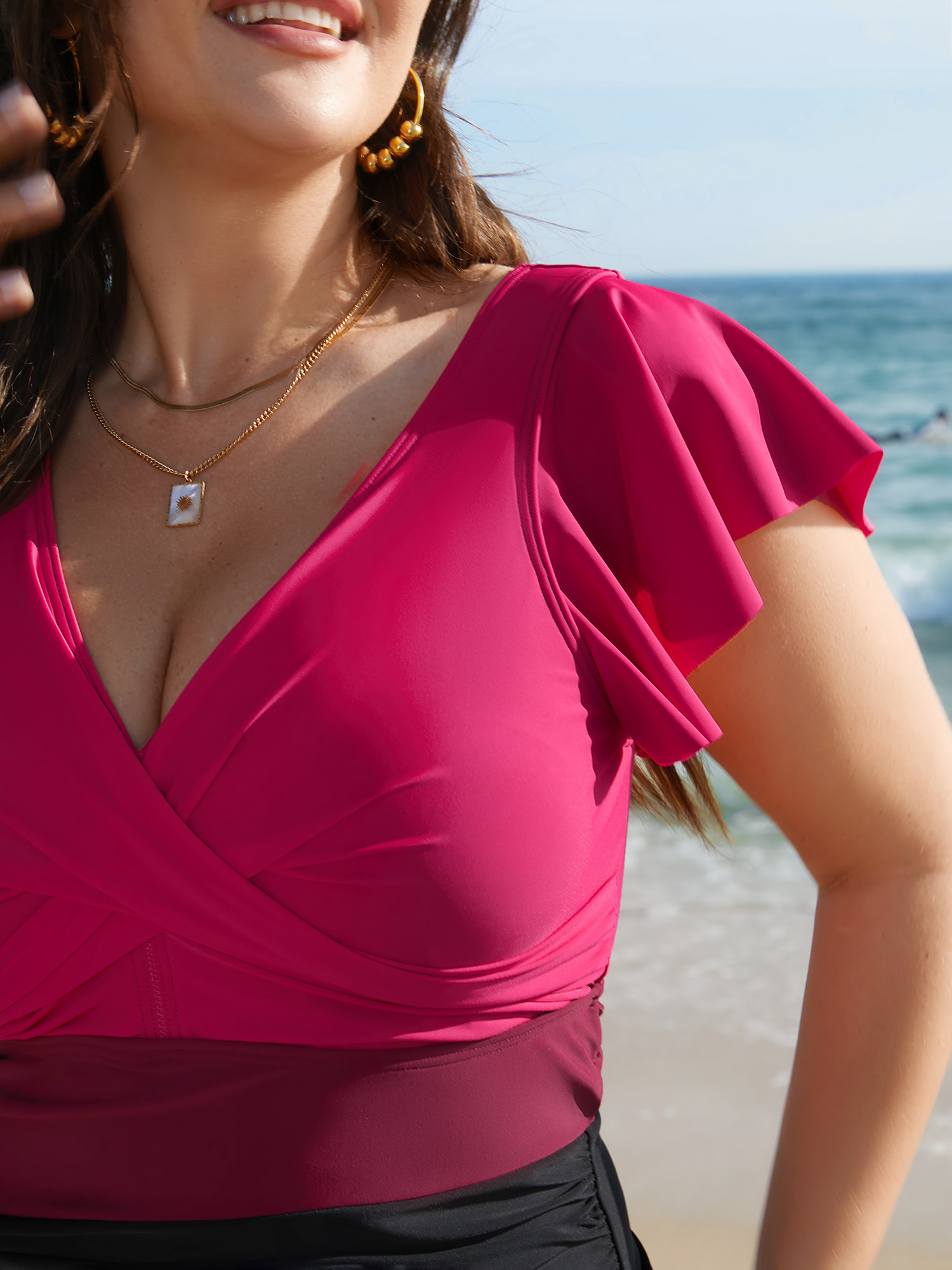 Plus Size Color Block Tummy Control One-Piece Swimsuit Women`s Swimwear Magenta Beach Twist Curve Bathing Suits High stretch One Pieces BloomChic 10/M 