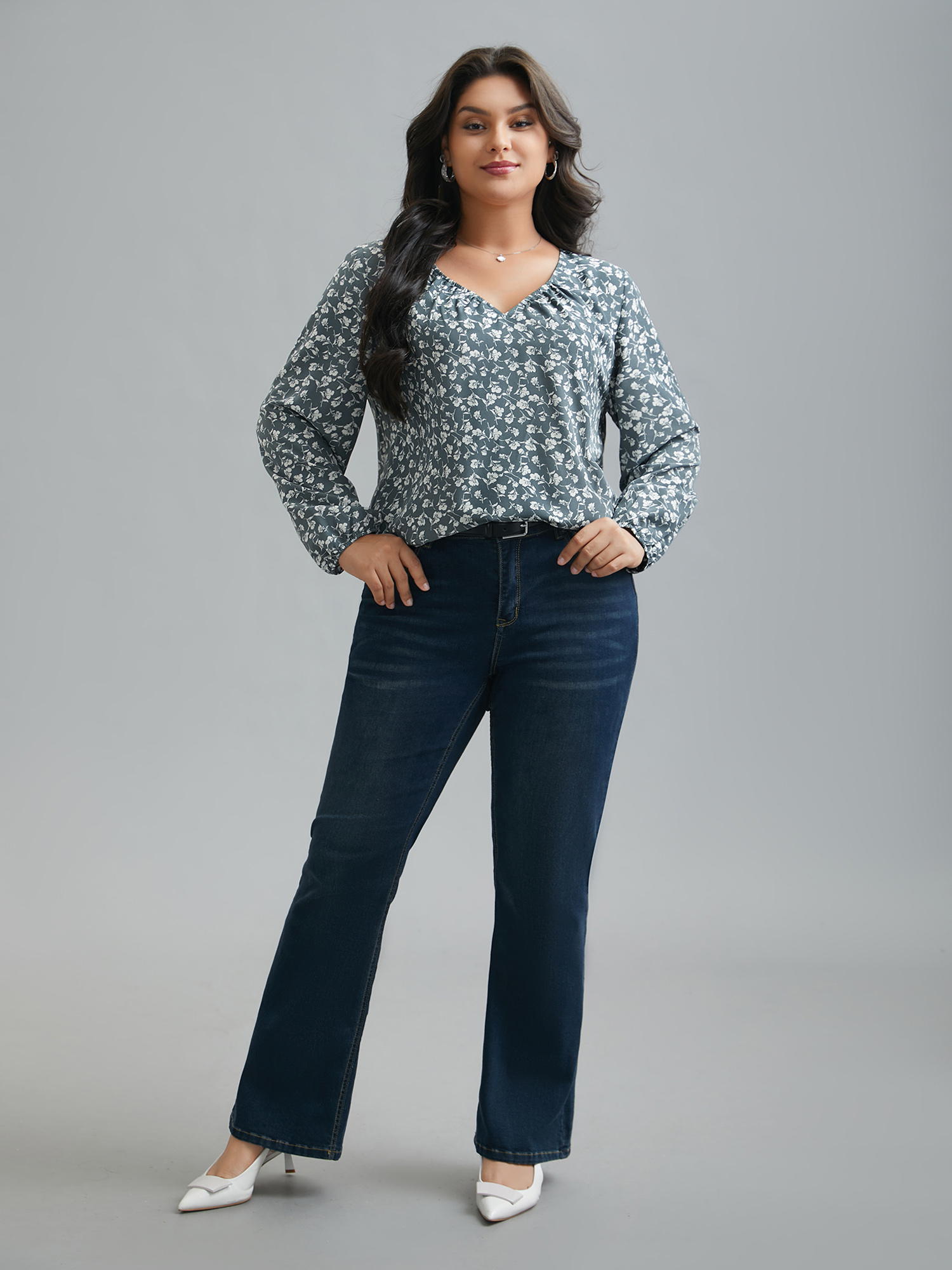 Plus Size DarkSlateGray V-Neck Floral Pleated Blouse Women Elegant Extra Long Sleeve V-neck Everyday Blouses BloomChic 30/6X 