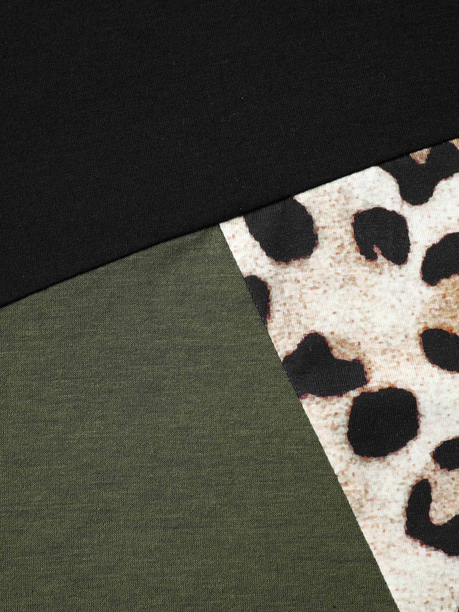 Plus Size Leopard Print Contrast Patchwork Fitted T-Shirt Multicolor Women Casual Contrast Round Neck Everyday T-shirts BloomChic 10/M 