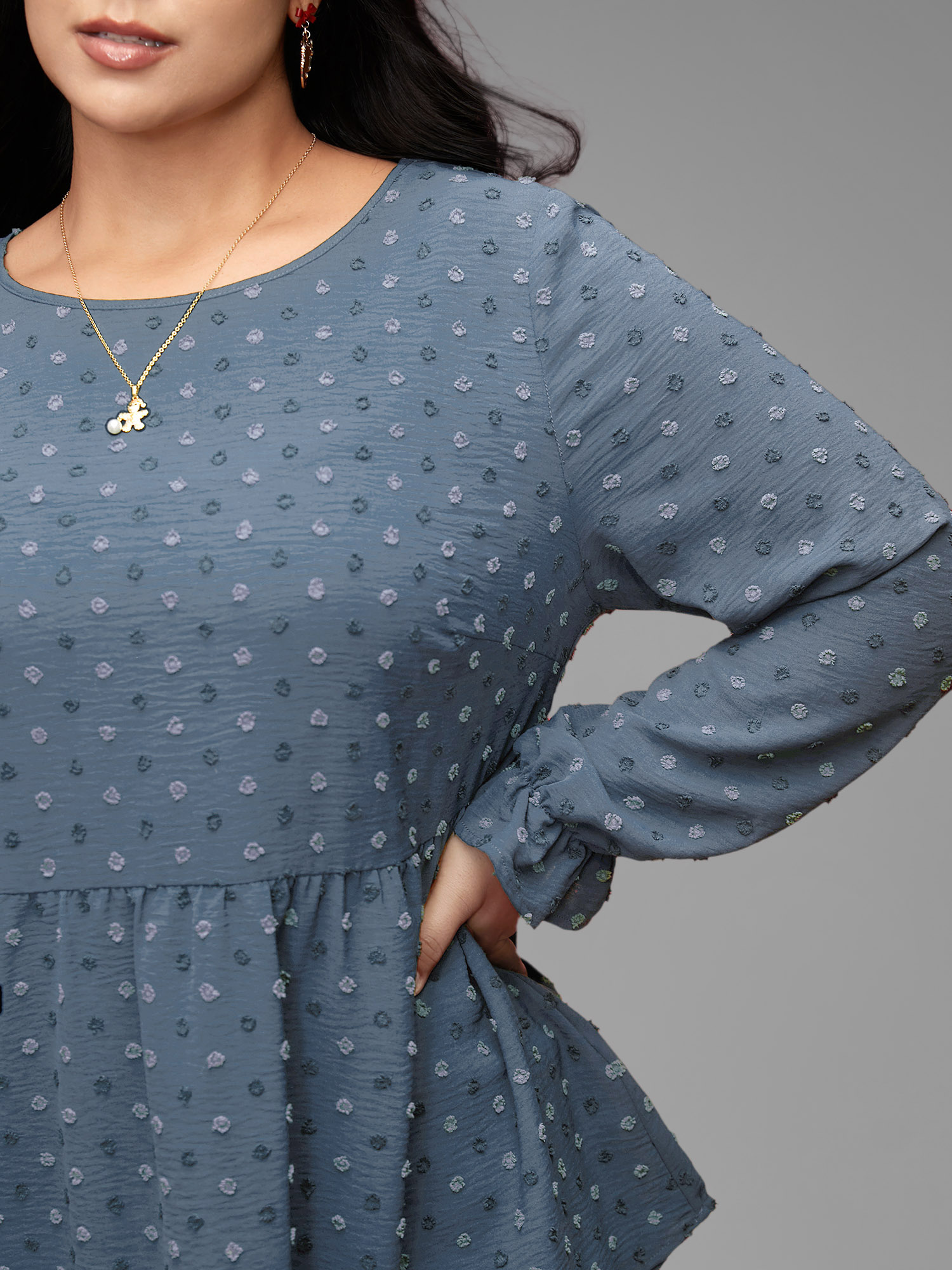 Plus Size Stone Textured Dot Elastic Cuffs A-line Blouse Women Casual Long Sleeve Round Neck Everyday Blouses BloomChic 26/4X 
